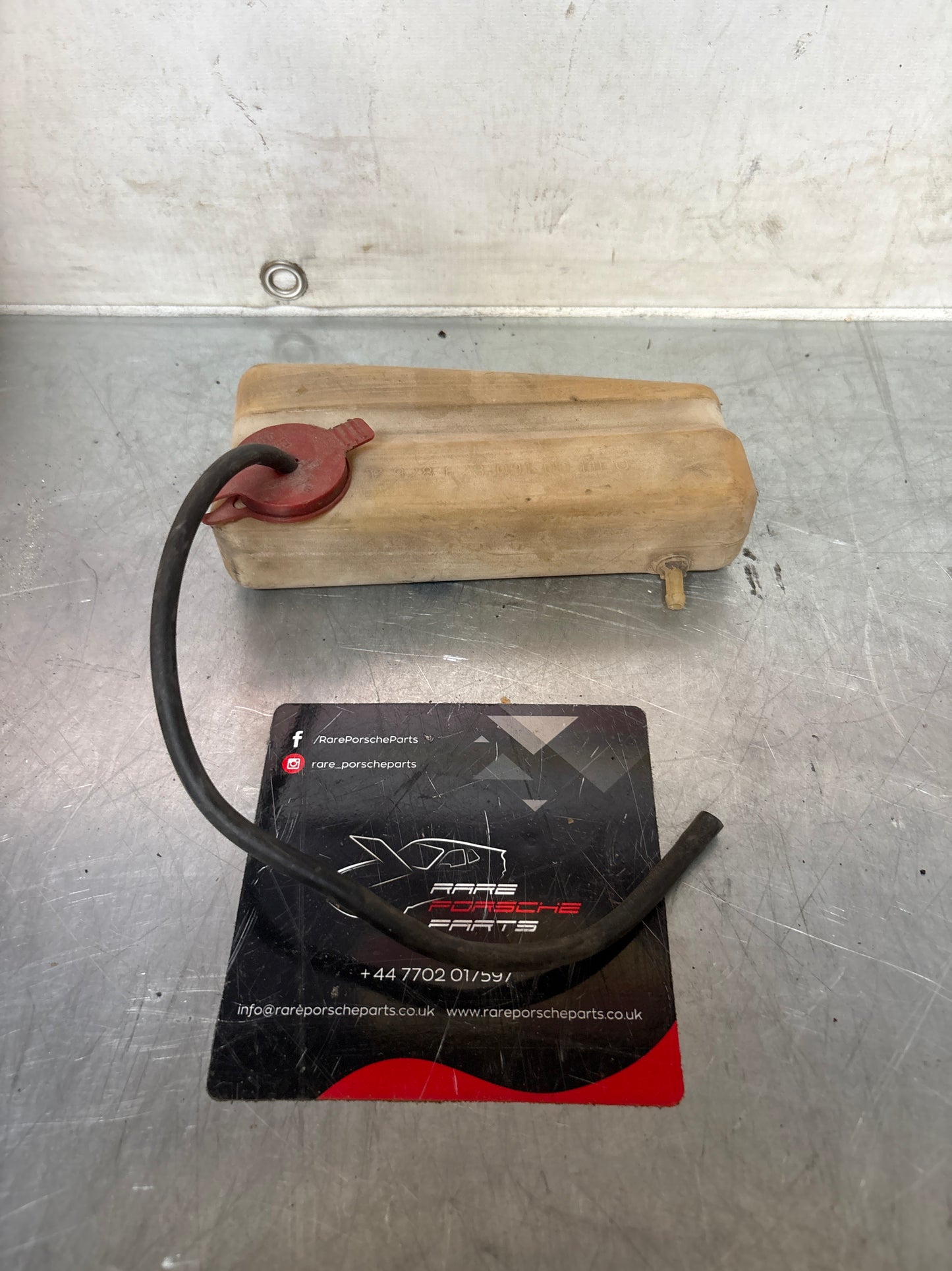 Porsche 928 S Windshield Washer Reservoir Bottle 92862809100