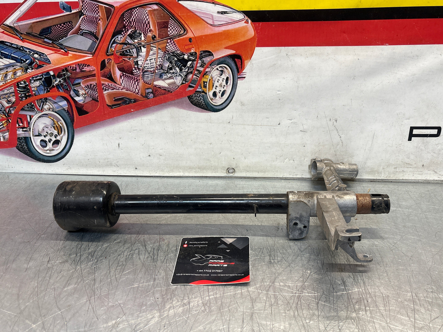 Porsche 928 steering coloumn assembly, used 92834707300 / 01