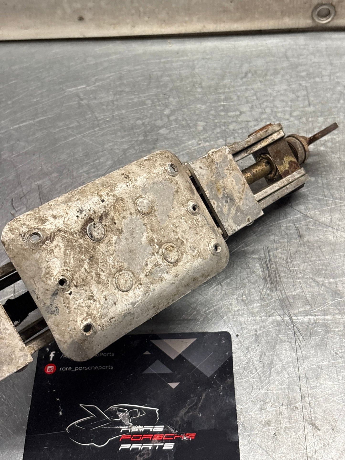 Porsche 944 / 944 Turbo spare tire jack lift, used