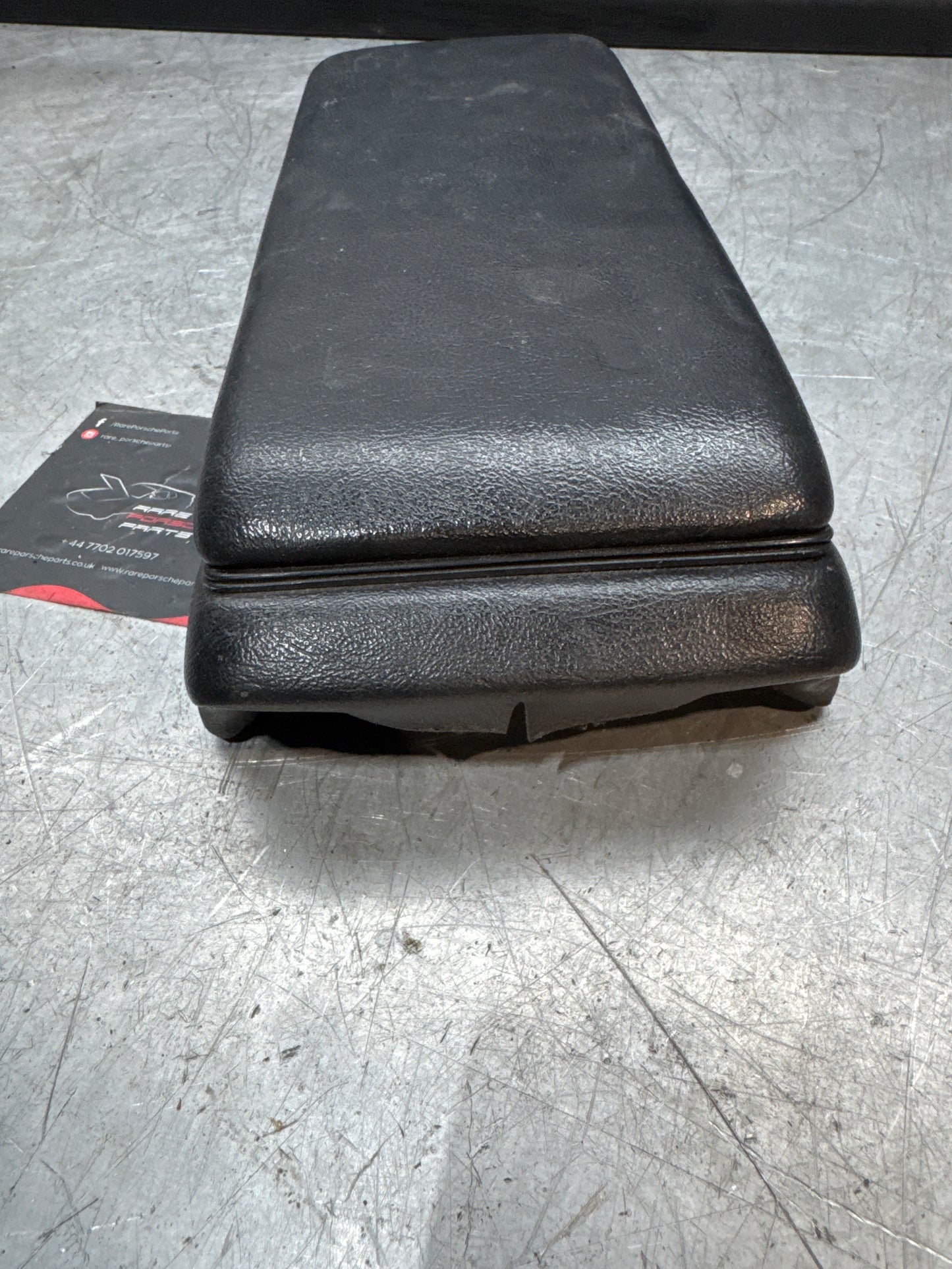 Porsche 944 924 centre console arm rest cassette black 478857059 spares or repair RHD