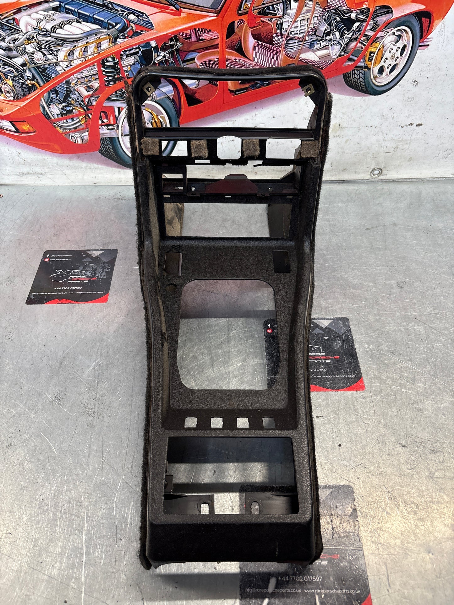 Porsche 924 944 centre console black with black carpet two switch hole 477857969 / 477857951 used