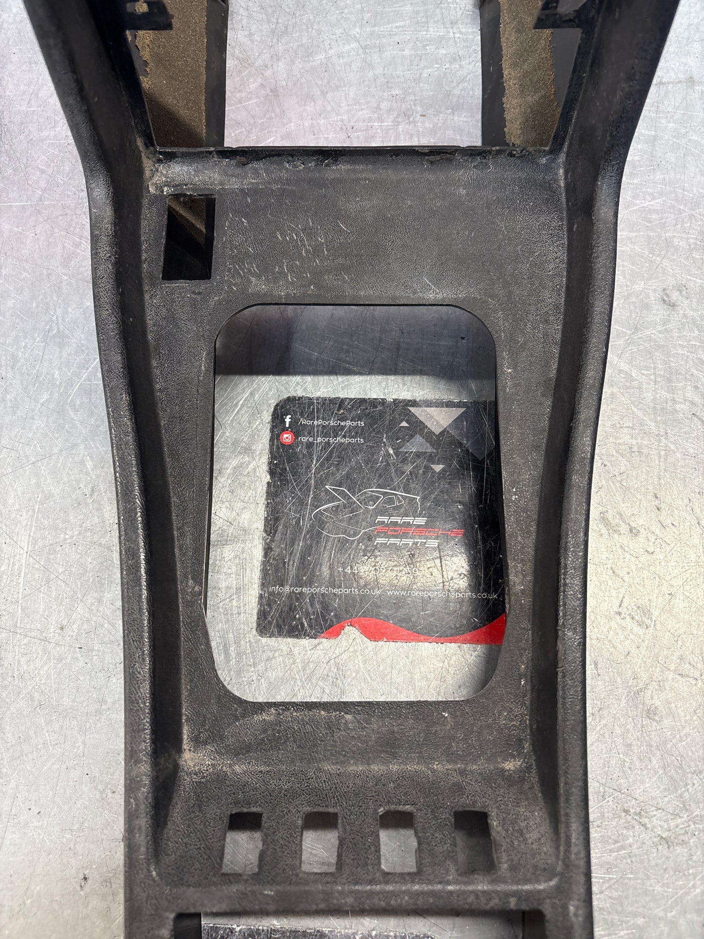 Porsche 924 centre console black, with one switch hole 477857951 used, without carpet