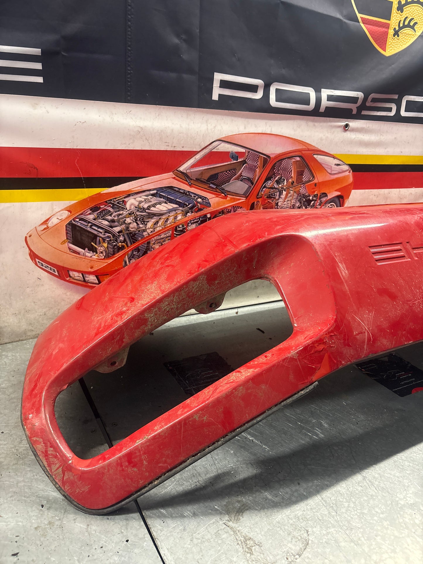 Porsche 928 rear bumper, used 928505023