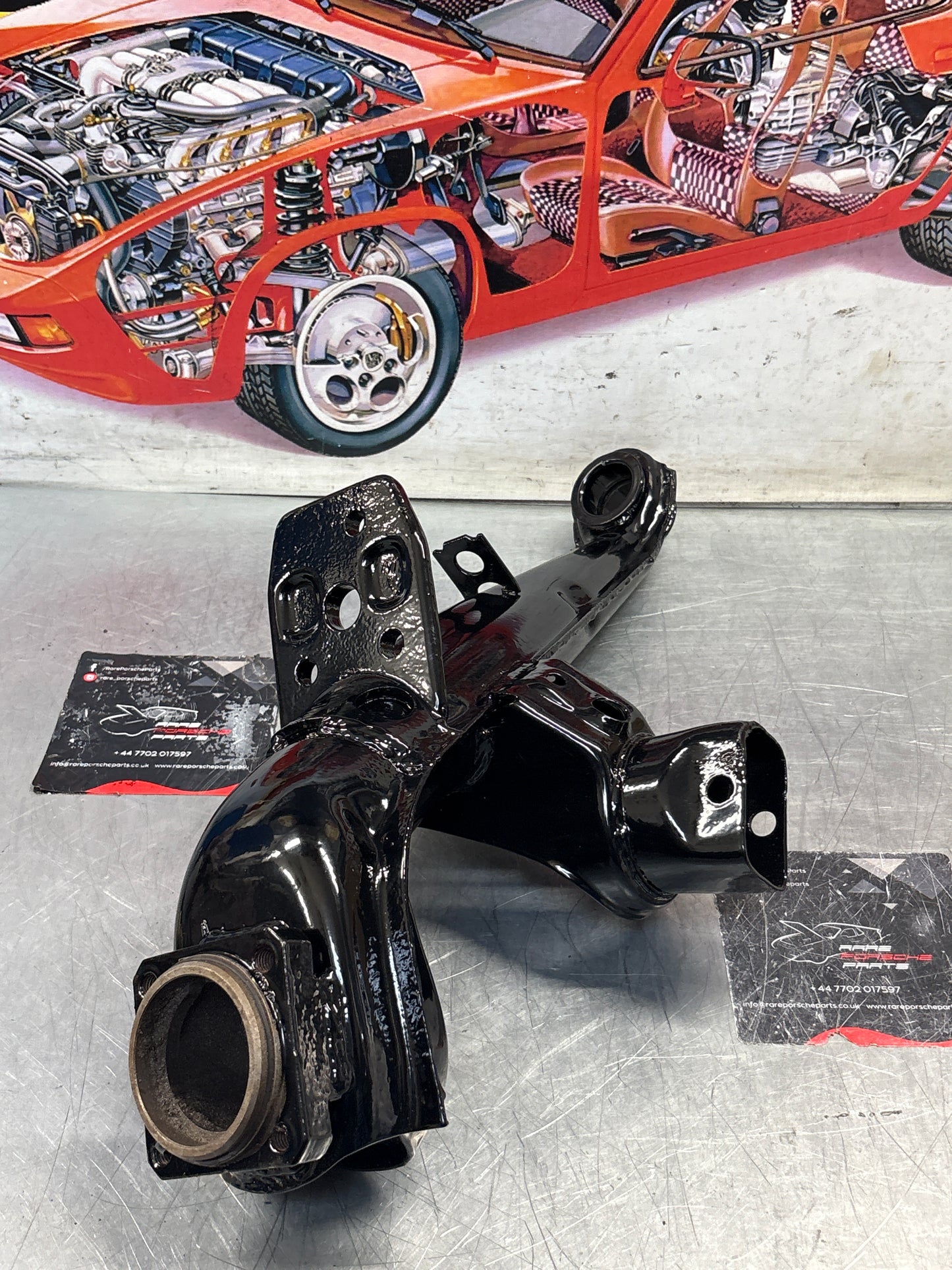 Porsche 924 944  -85.5 Rear right trailing arm,  refurbished 94433102200