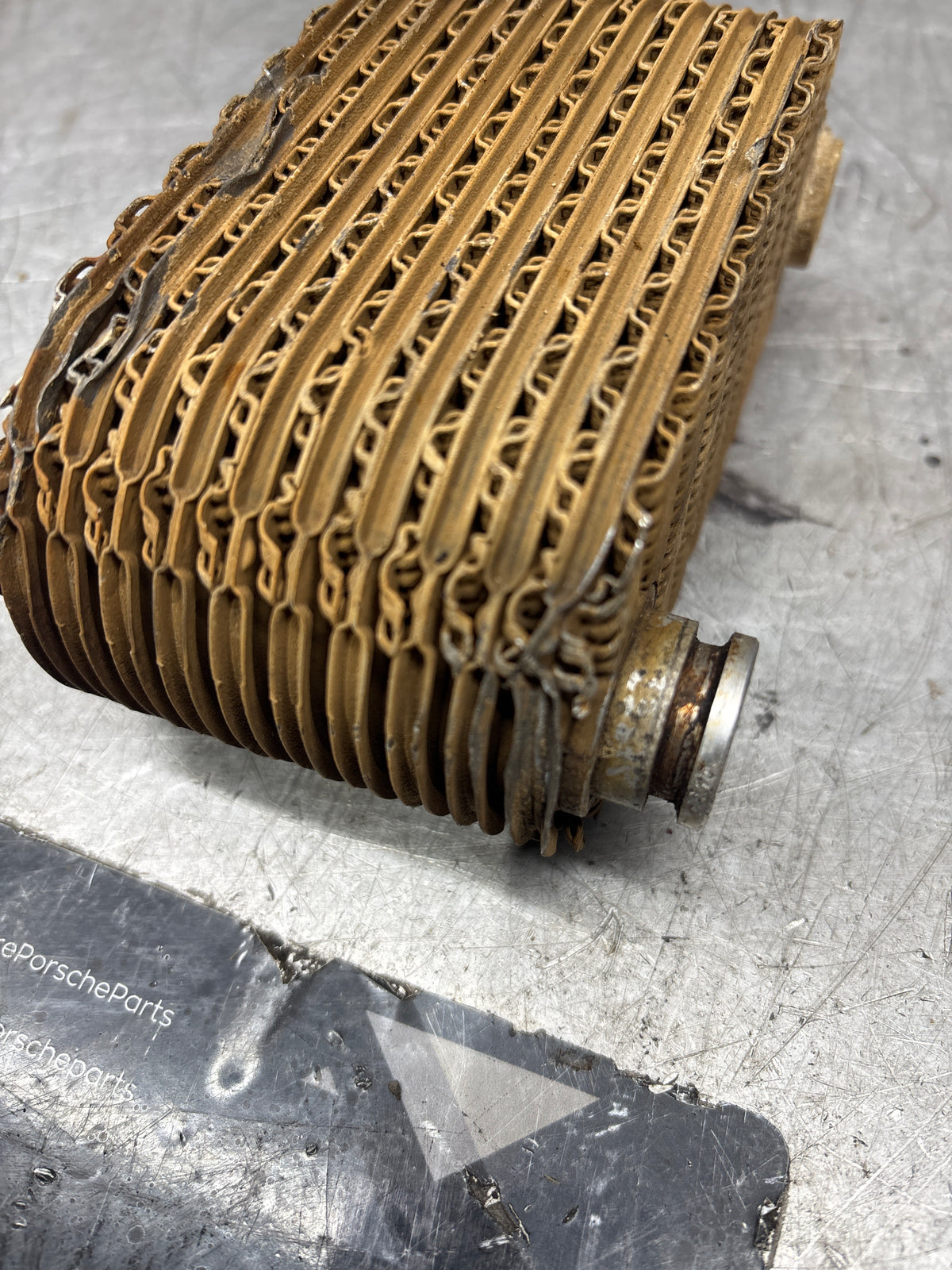 924s Radiator Porsche 924S 944 oil-water radiator, oil cooler, heat exchanger 944107 ...
