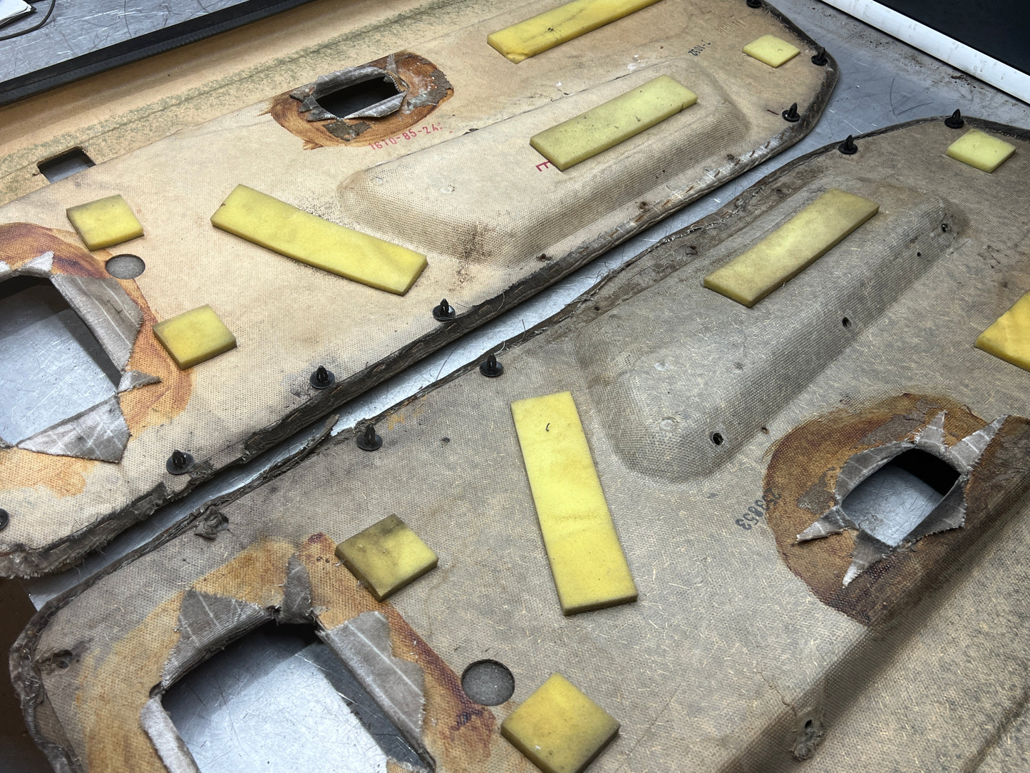 Porsche 924 944 -85.5 pair of Used RHD Porsche pinstripe black / white door cards, 478867011 / 478867012 used