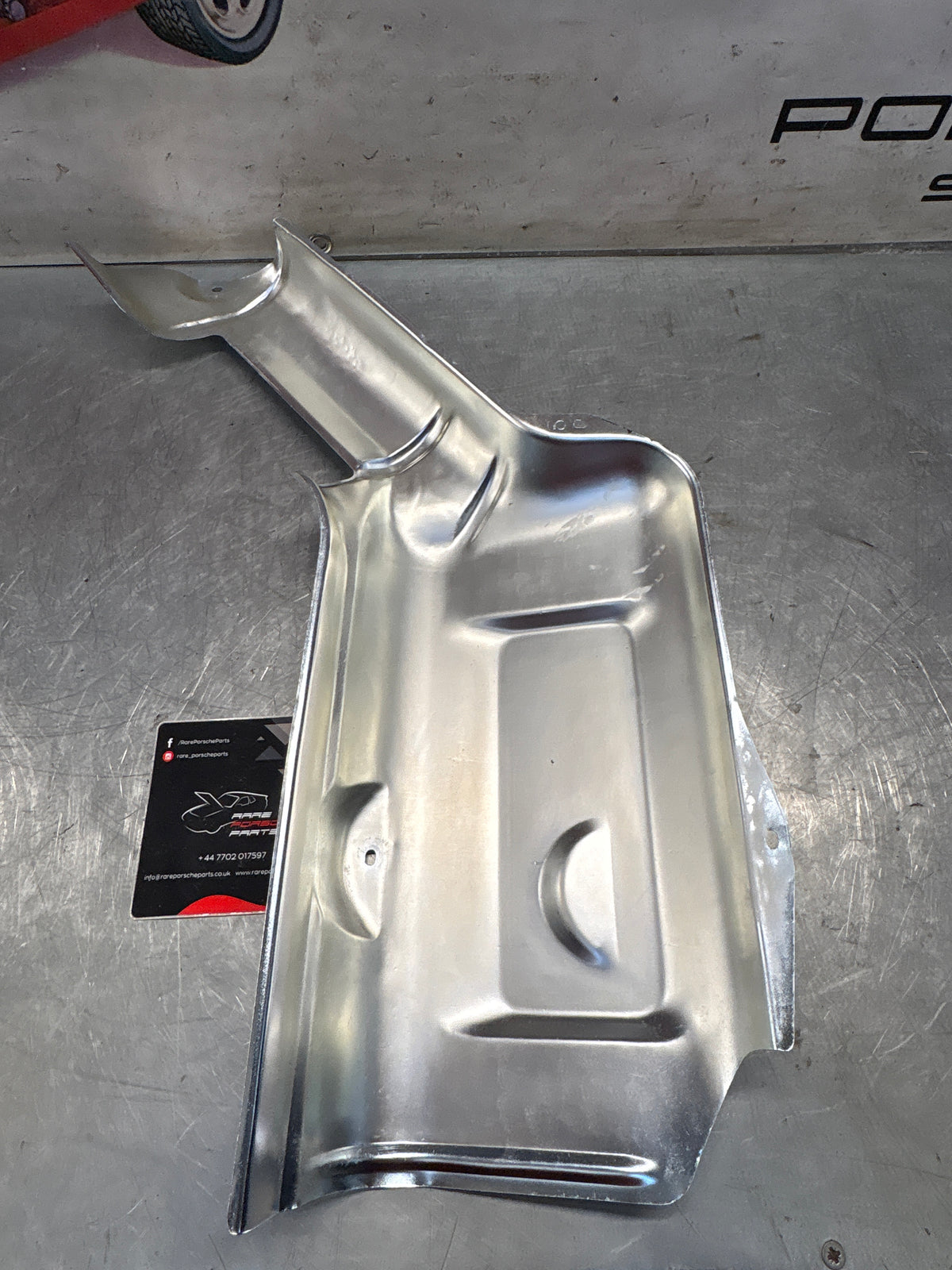 Porsche 928 80-82 heat shield protection plate, refurbished 92850493104