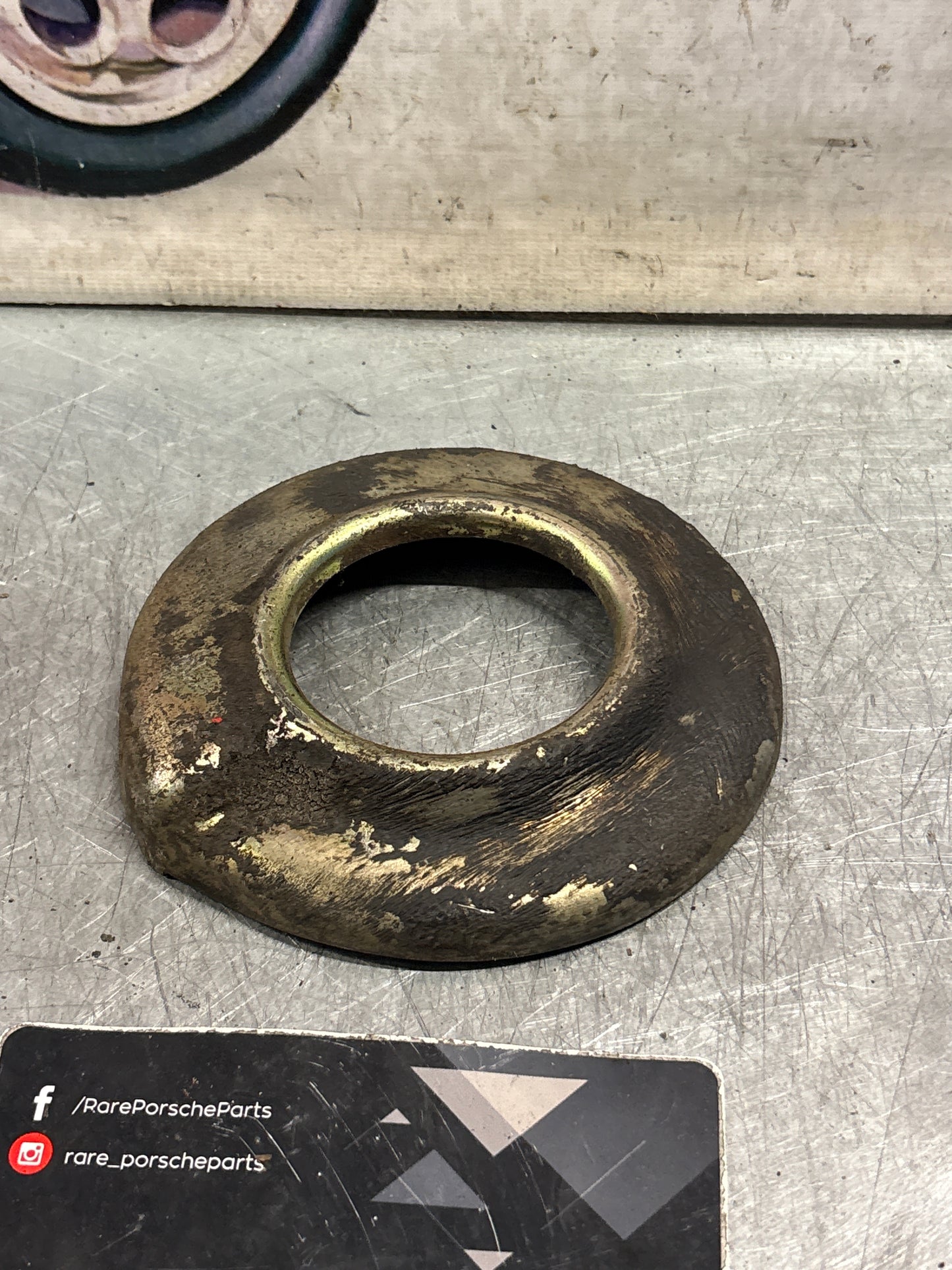 Porsche 928 Suspension ring plate, used 92833352102