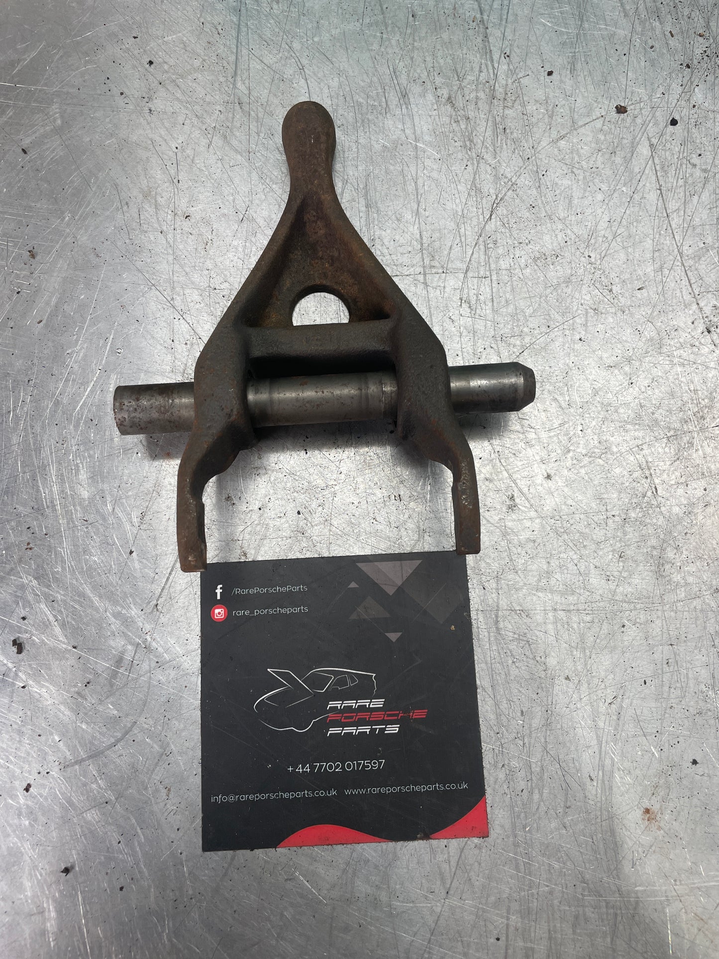 Porsche 924 early 944 clutch release fork, used 931116835