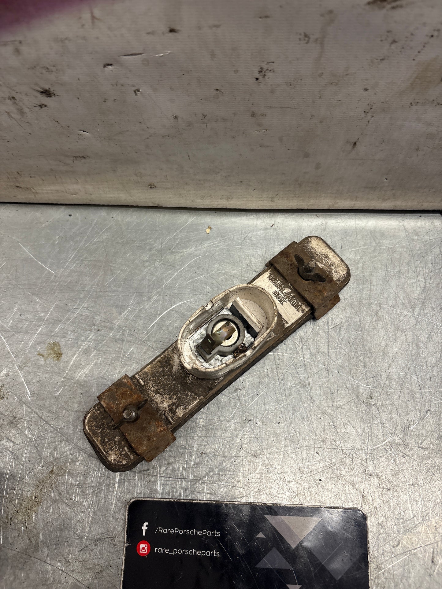 Porsche 928 rear left sidemarker, used 92863142501