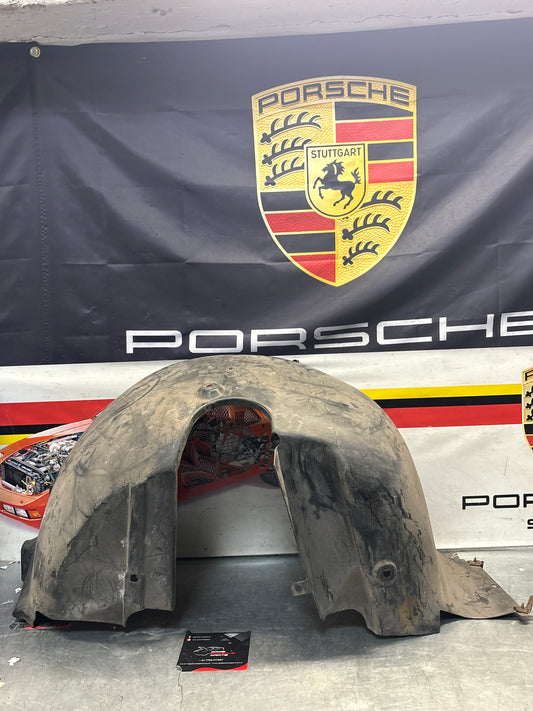Porsche 944 from 85.5 arch liner Right, 94450438201, used