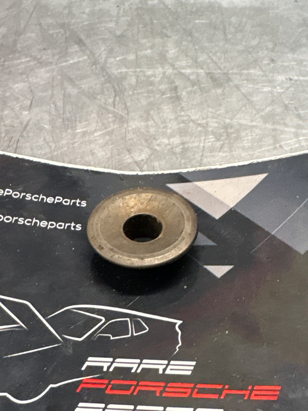 Porsche 944 S2 upper concave washer, used 94410546703