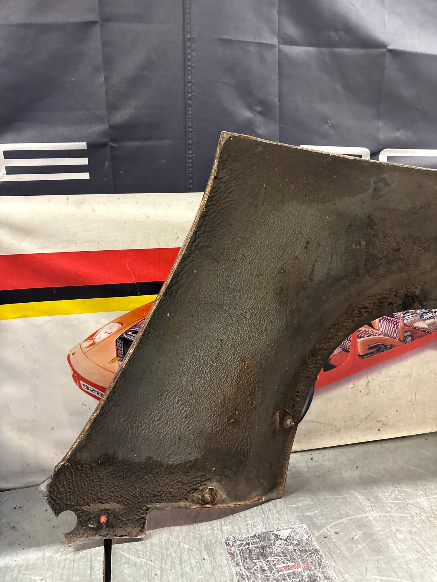 Porsche 911 964 rear right fender cut, used 96450306201