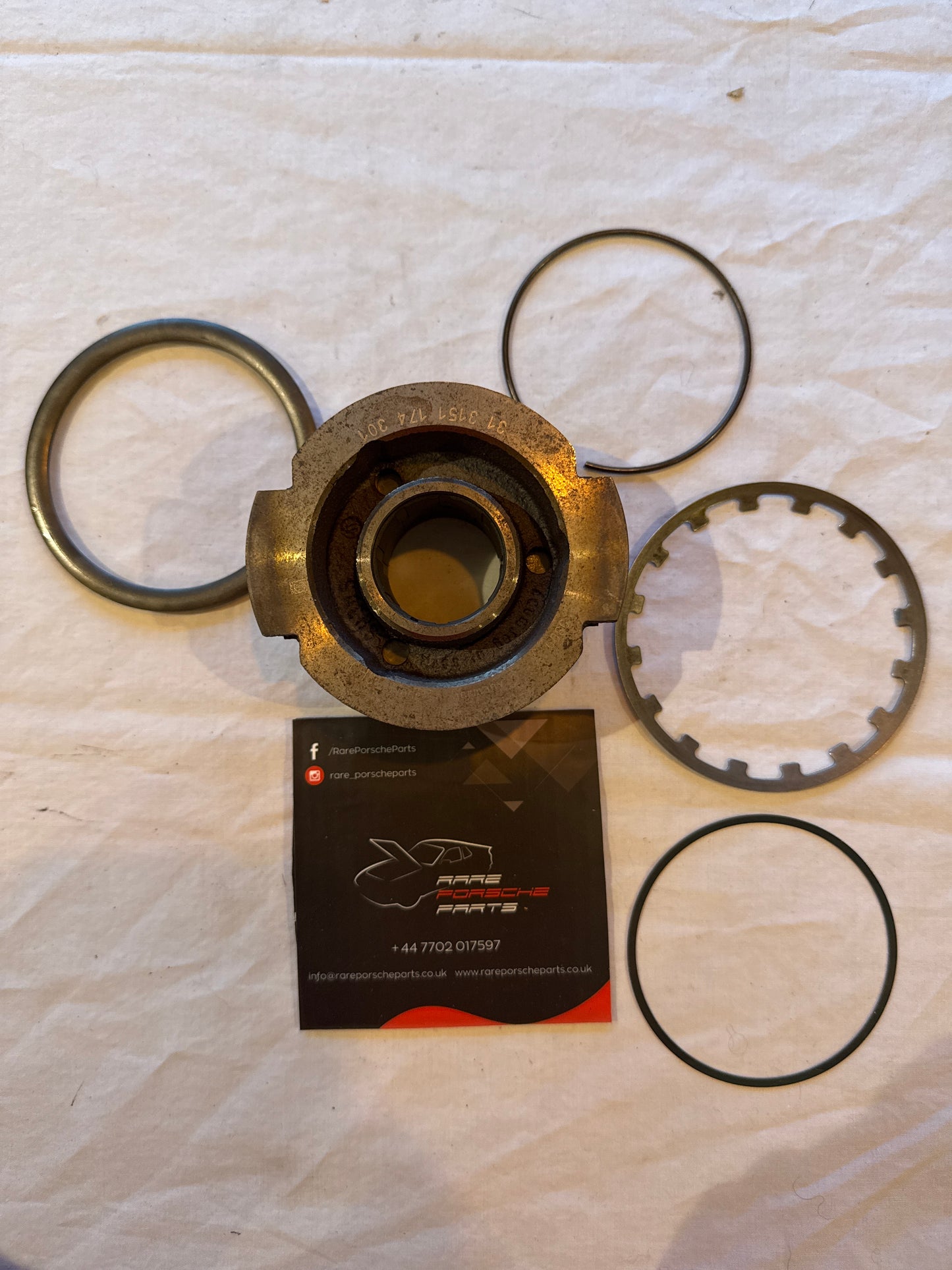 Porsche 928 clutch release bearing 92811608508 NOS