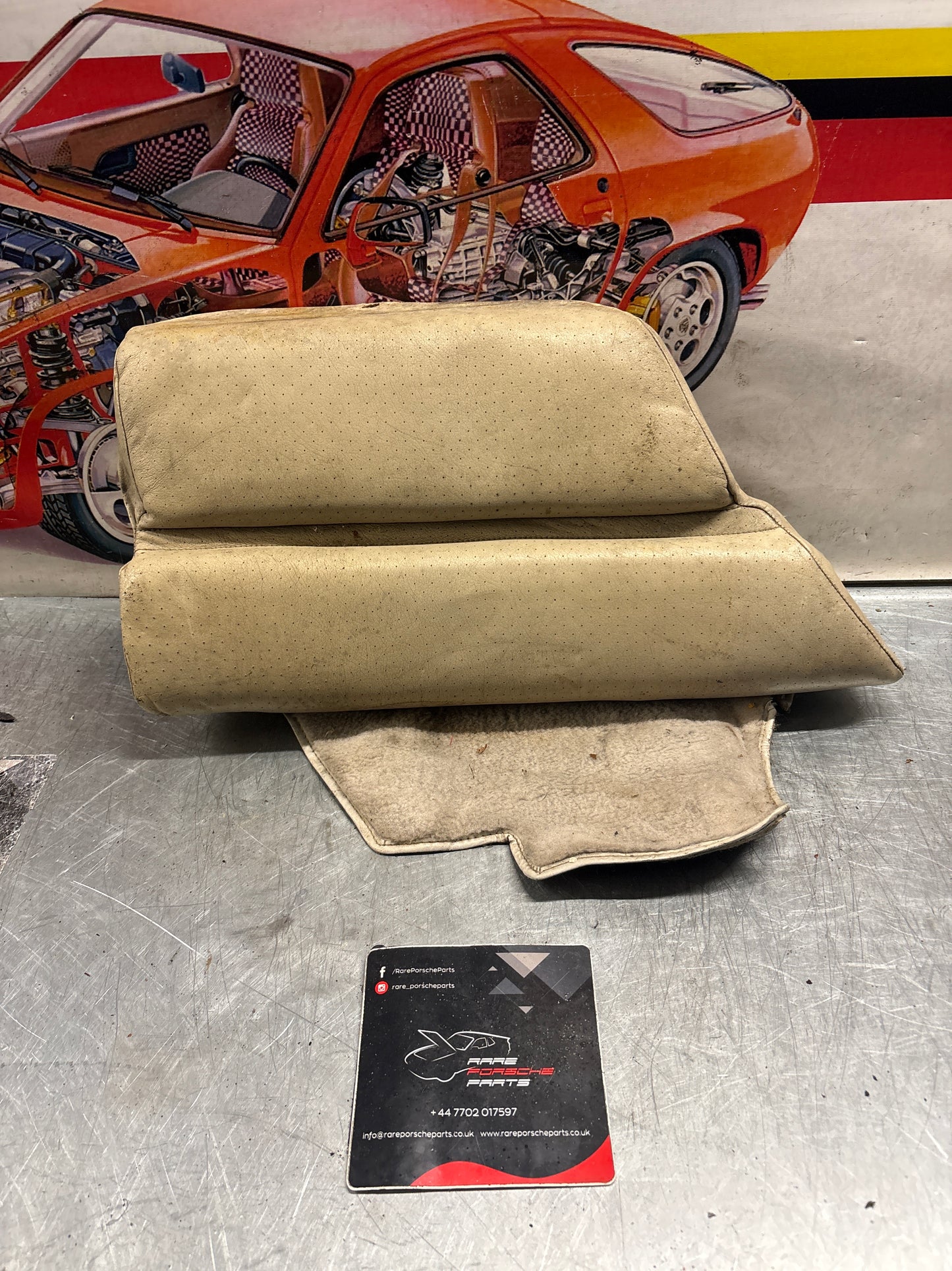 Porsche 928 rear left seat cushion, blue, leather, used 92852205951