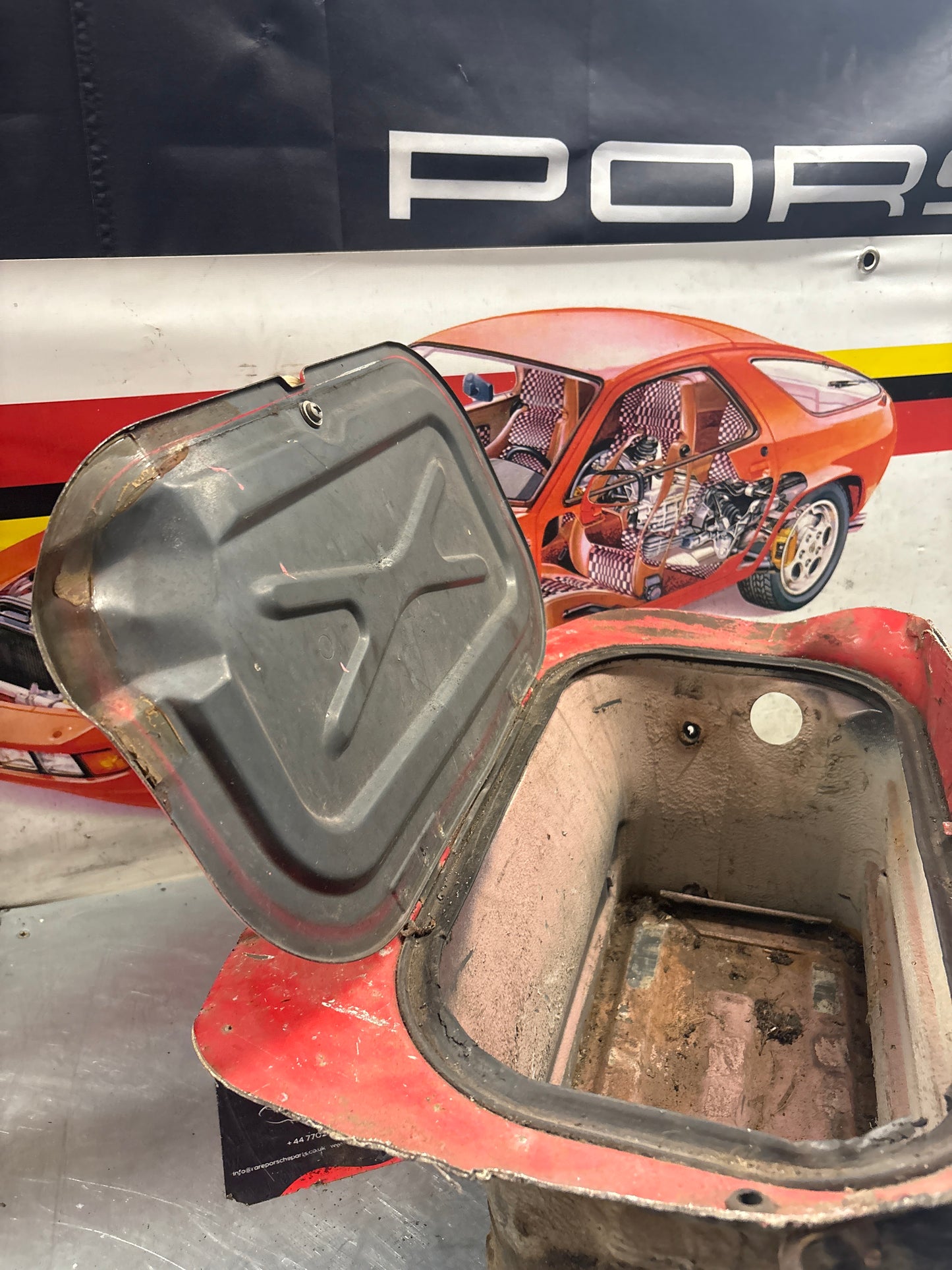 Porsche 928 Battery tray cut, 92850180502 used