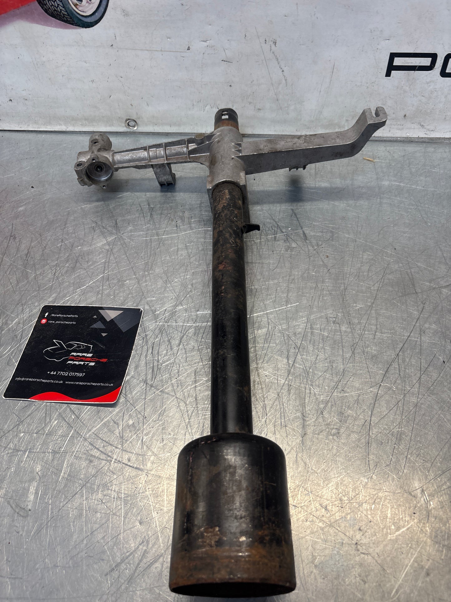 Porsche 928 steering coloumn assembly, used 92834707300 / 01