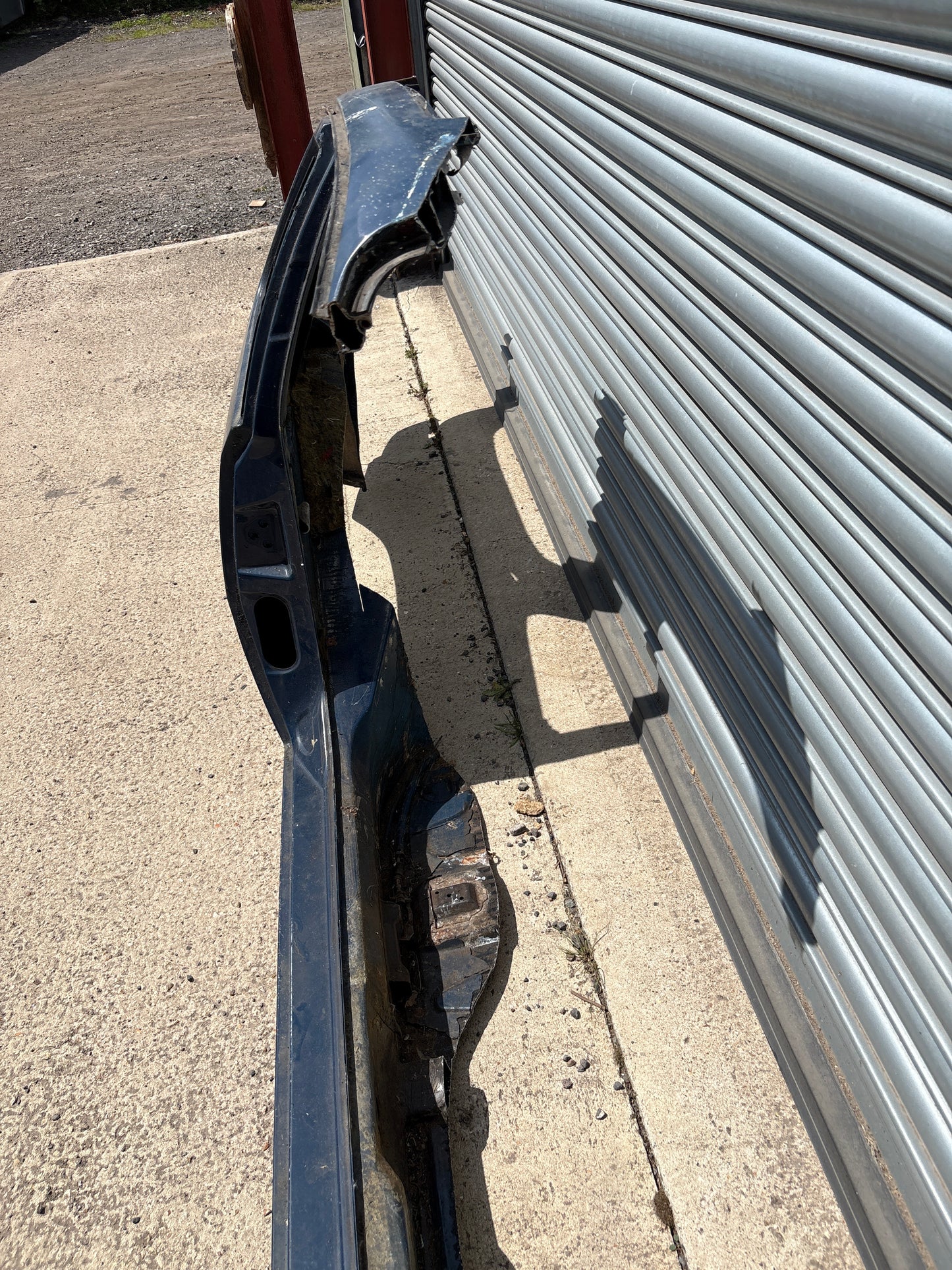 Porsche 924 right side cut, rear fender with sill