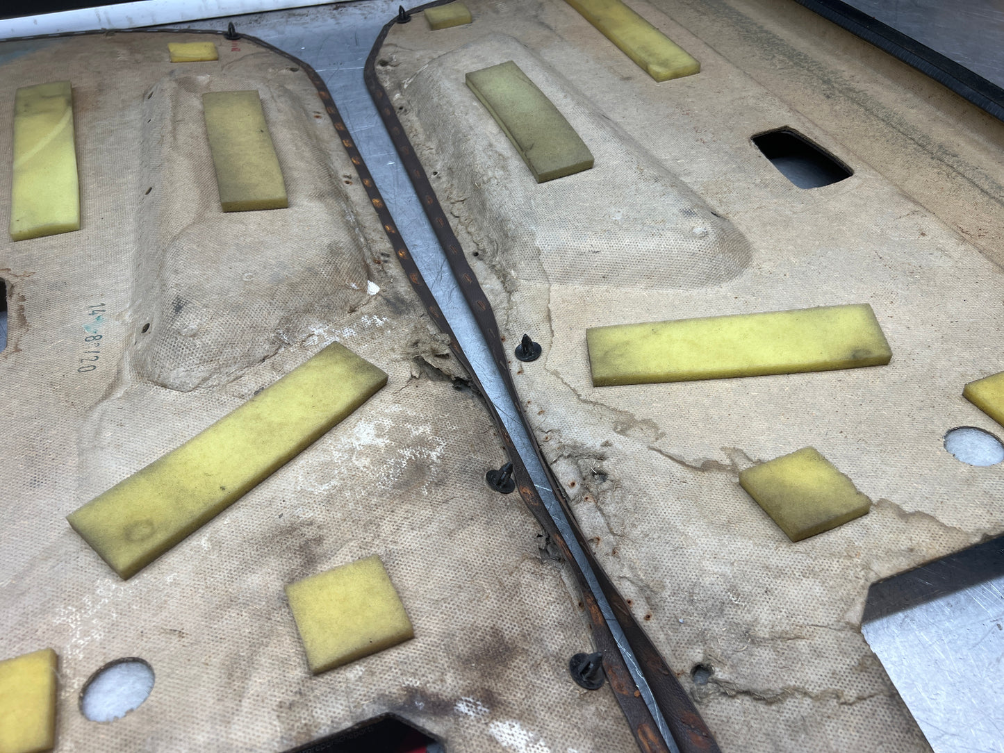 Porsche 924 944 -85.5 pair of Used RHD Porsche brown door cards, 478867011 / 478867012 used