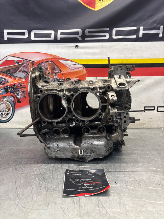 Porsche 914 1.7L engine case, used W0063914
