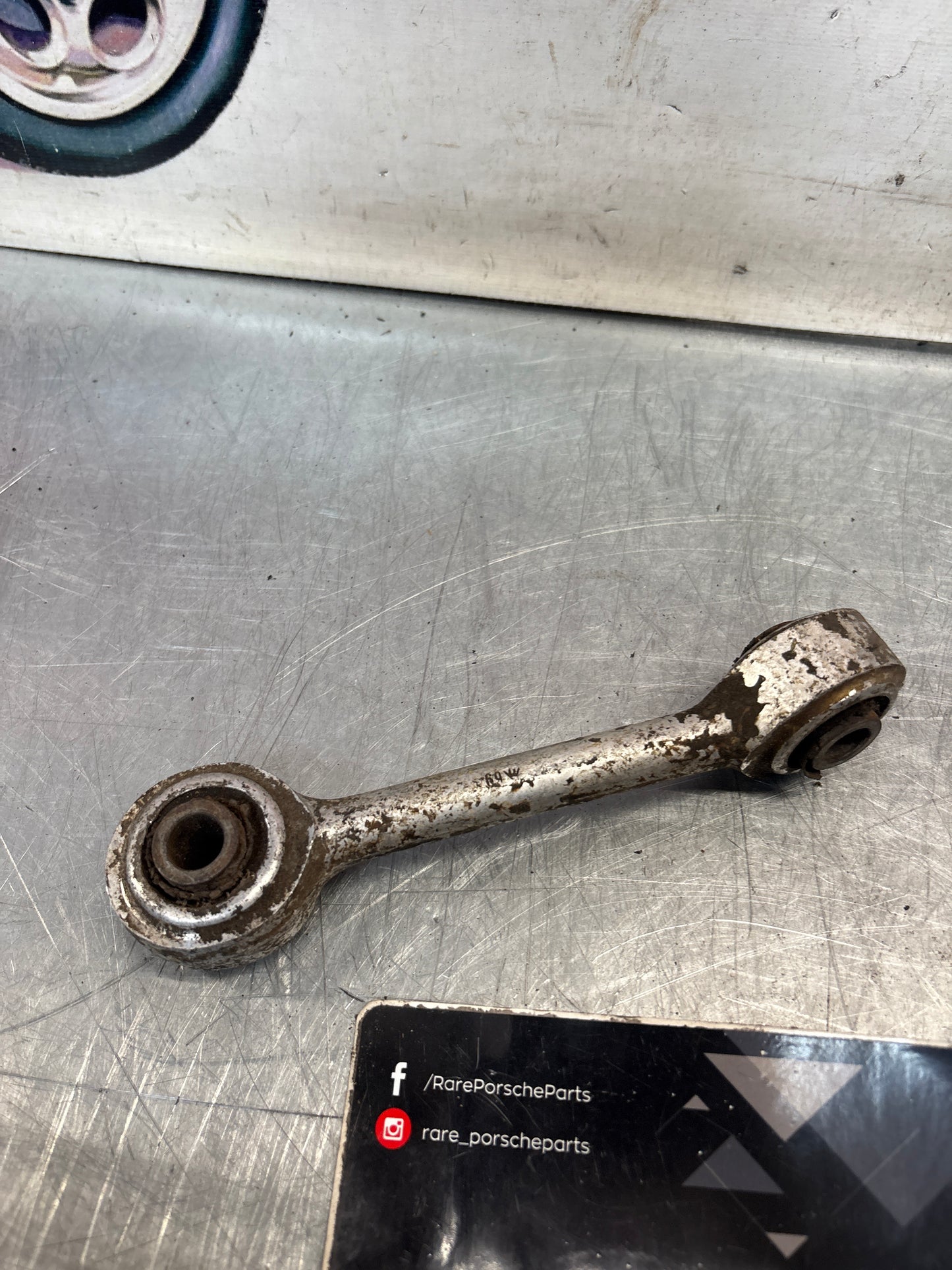 Porsche 928 Suspension stabilizer bar link, used 92834306901