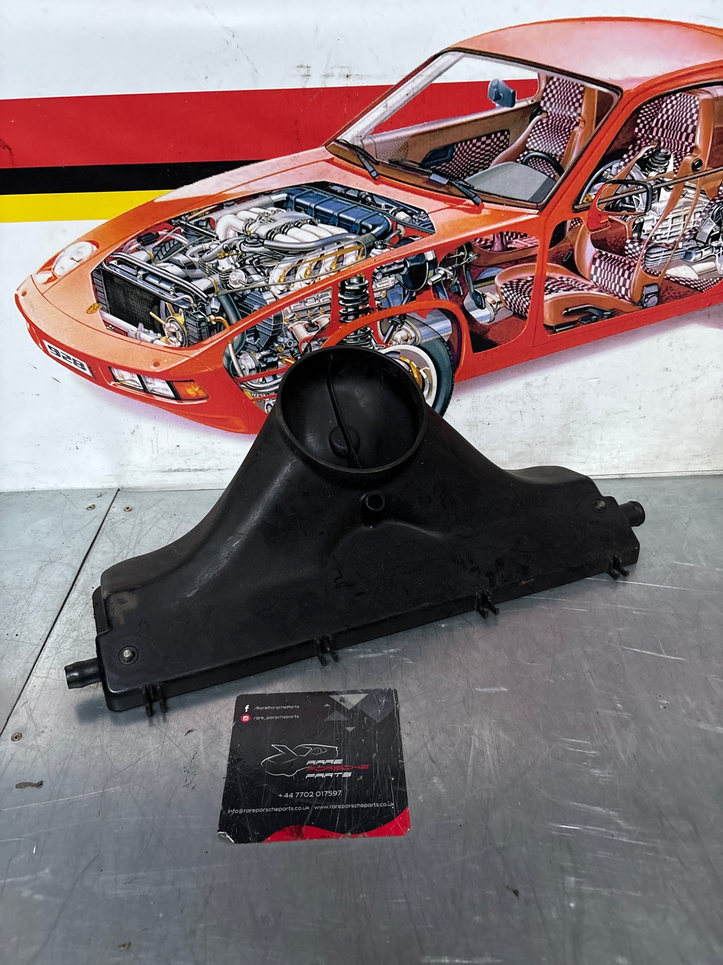 Porsche 928 Air cleaner lower part 92811022900