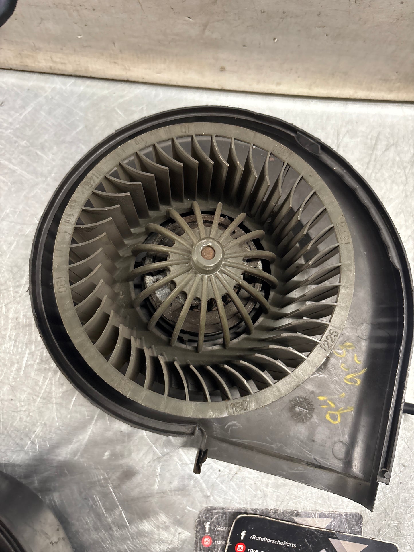 Porsche 928 Blower motor, used, tested 92857426704 / 92857426904