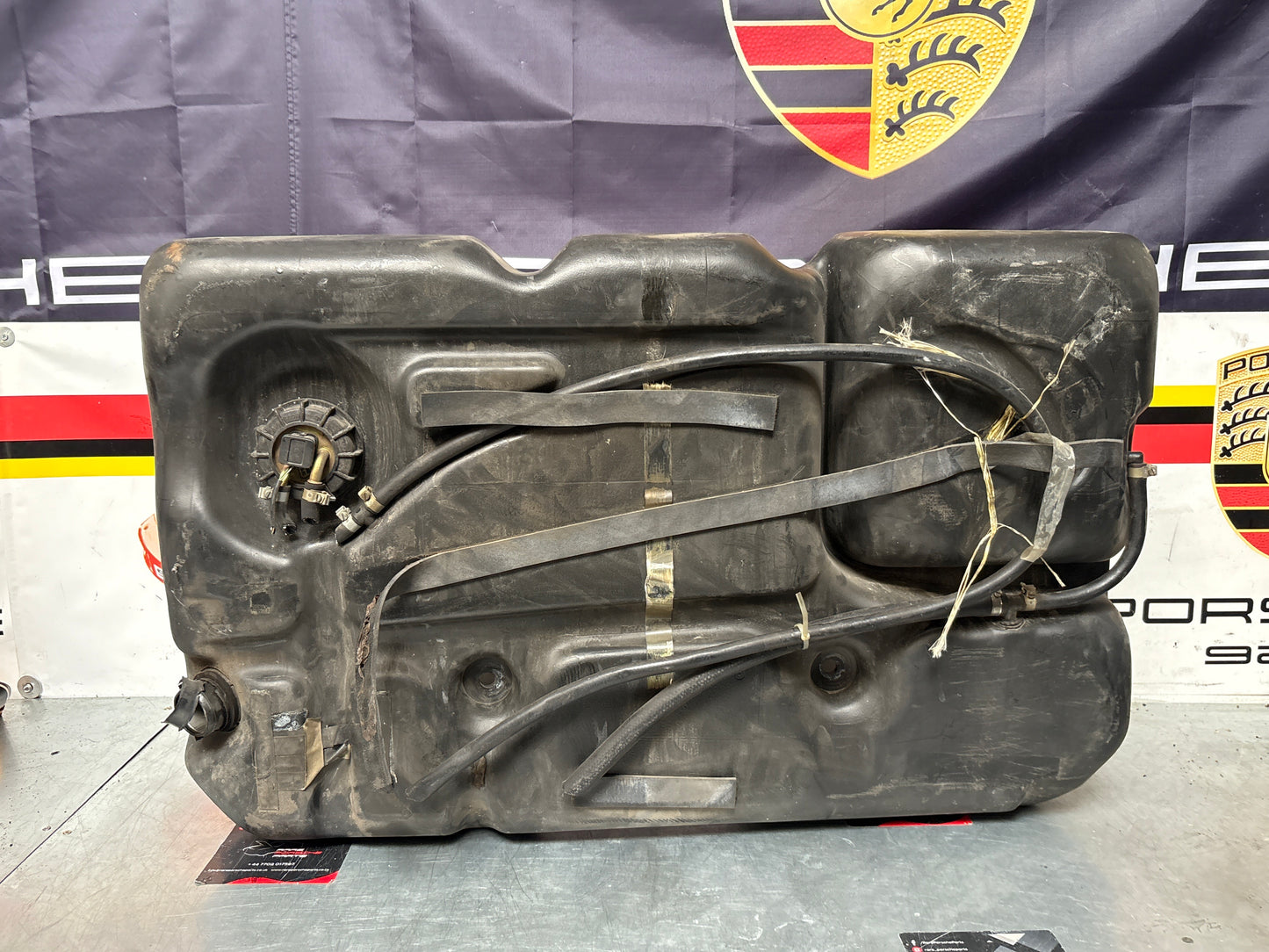 Porsche 944 86-92 plastic fuel tank 95120102101 used