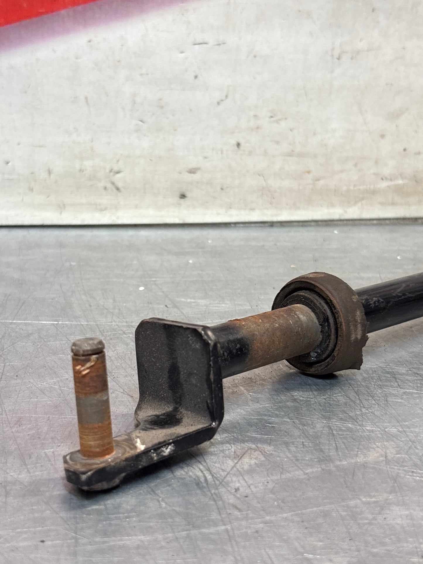 Porsche 928 shaft guide tube, used 92842400901 / 92842400908 92842400910