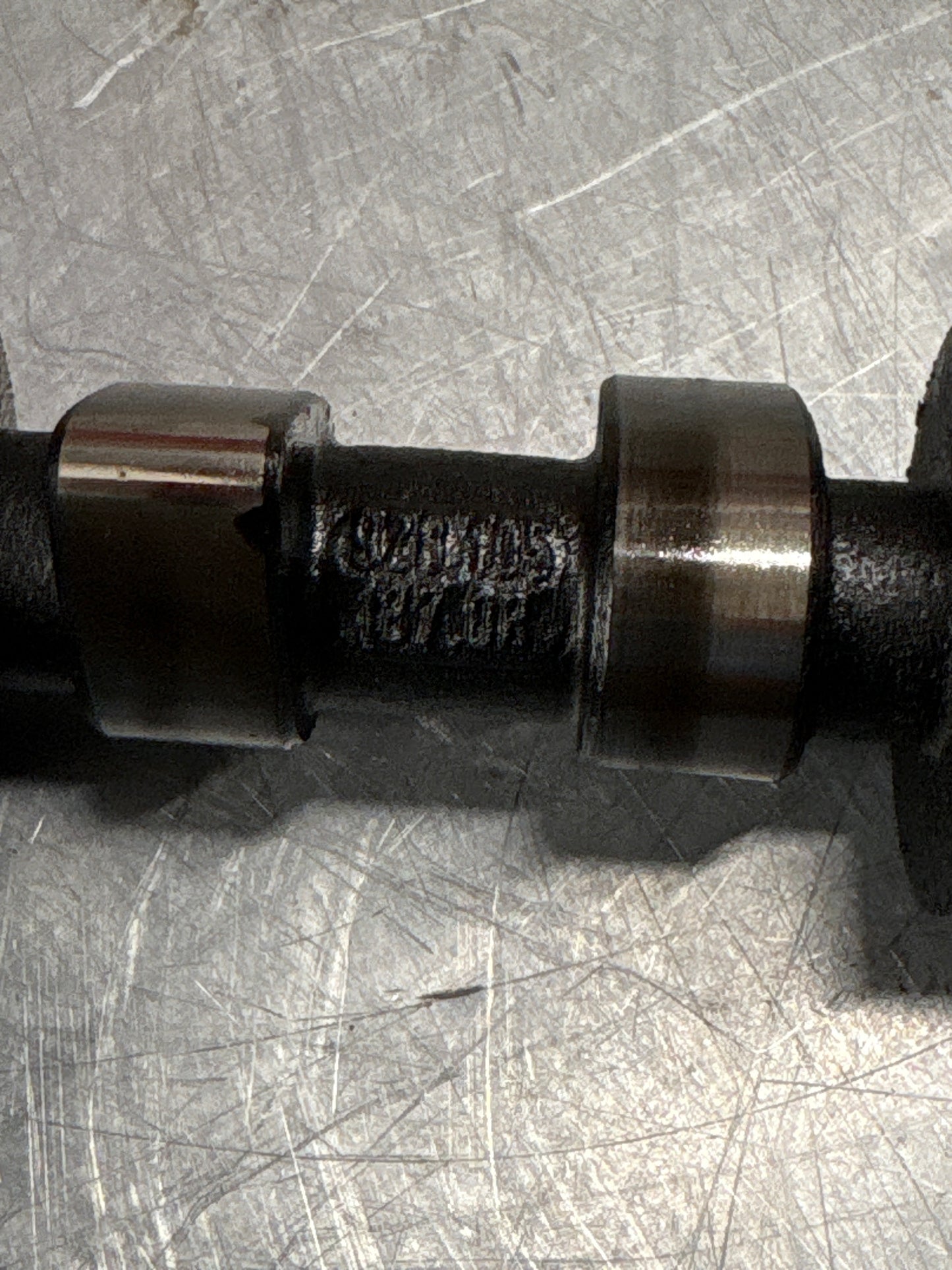 Porsche 928 cam shaft, used 9281051870R