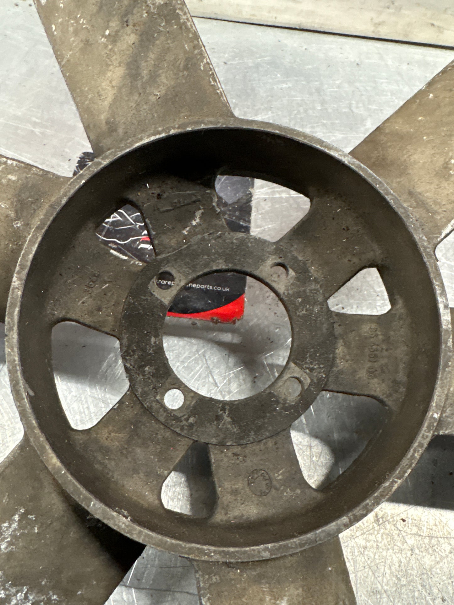 Porsche 928 early Engine cooling fan used 92810613701 / 1082051006