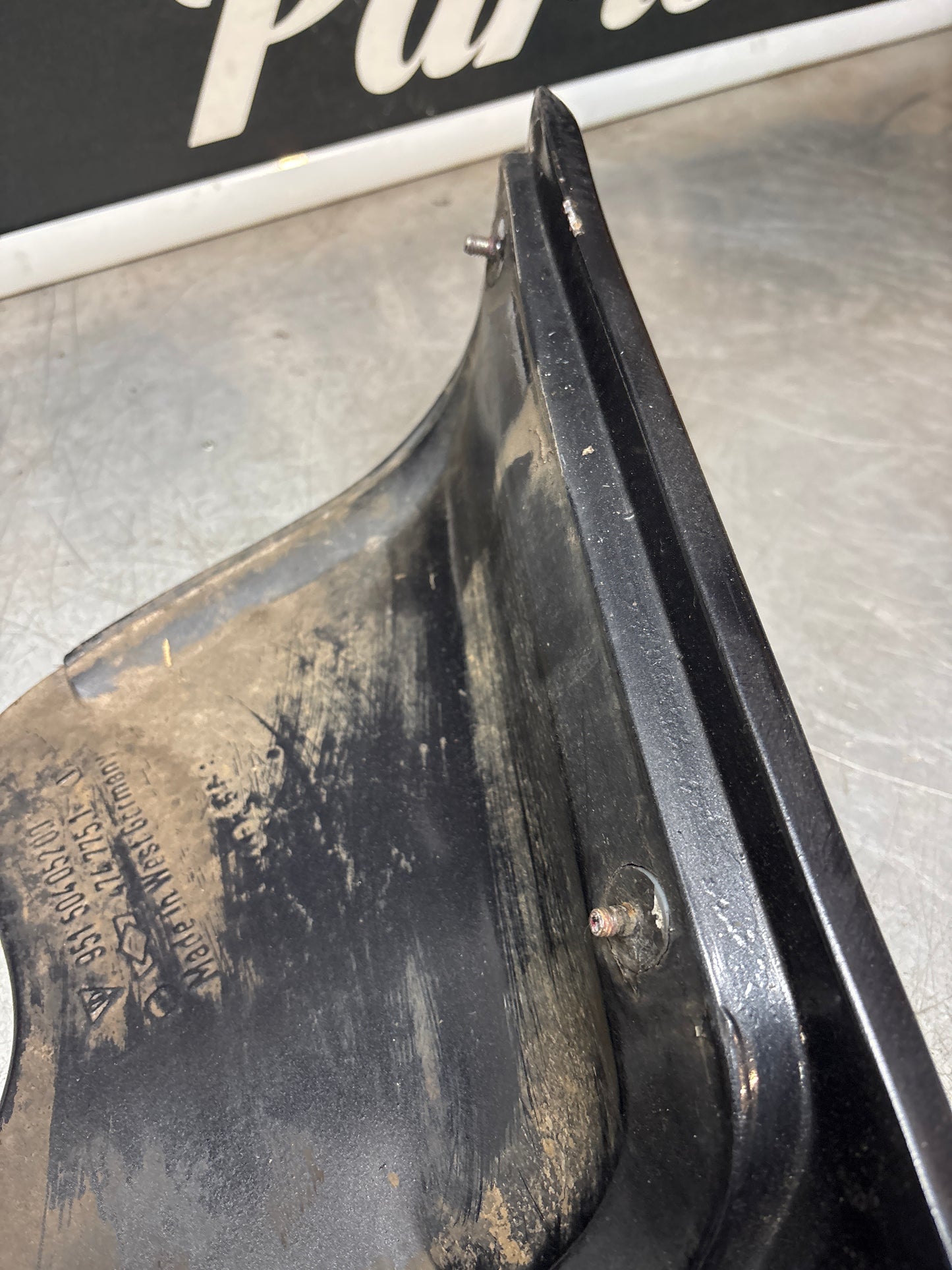 Porsche 944 spoiler posteriore inferiore/splitter/mantovana 95150405200 95150405100 usato