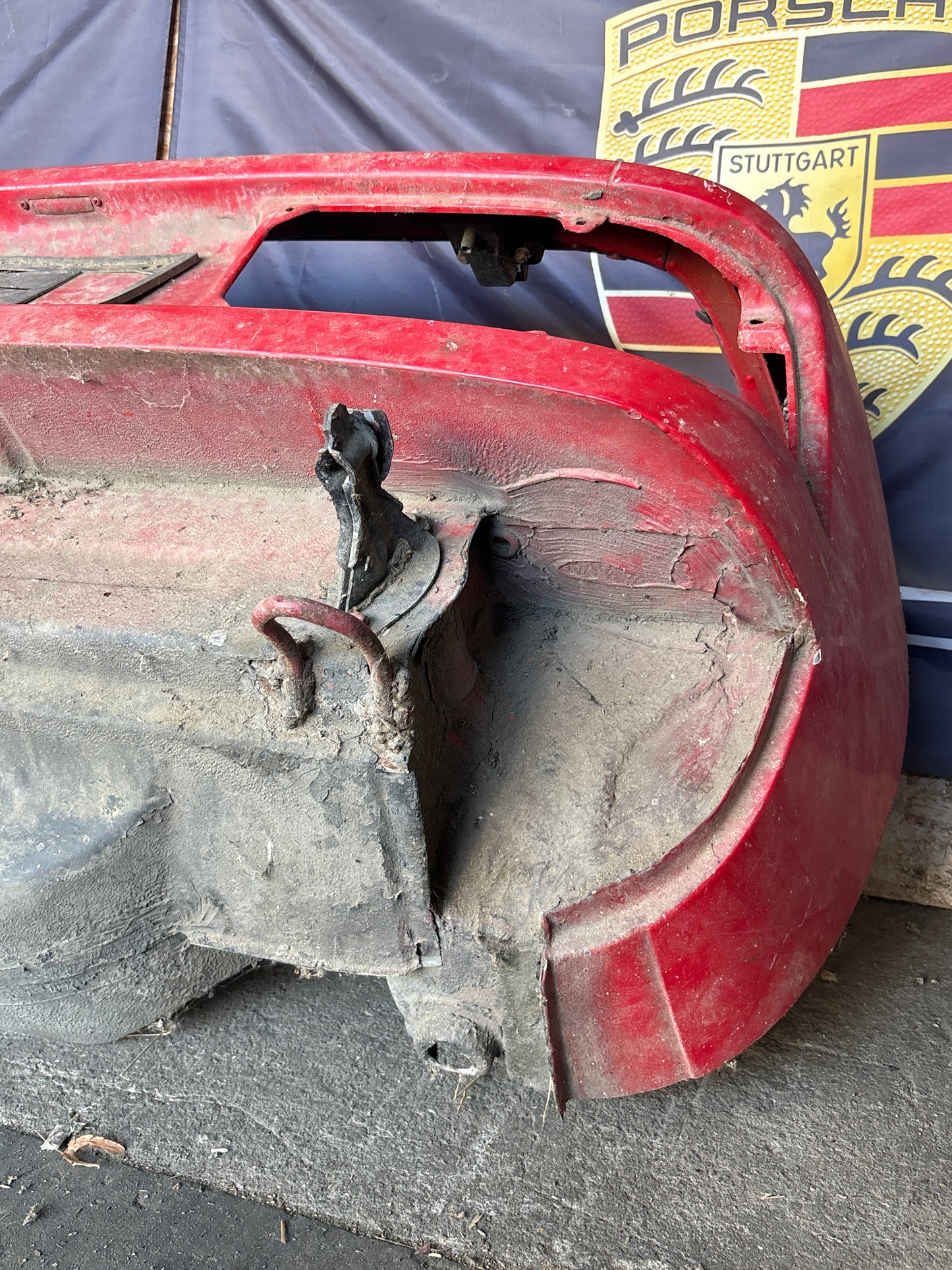 Porsche 924 rear end cut 94450303701, used