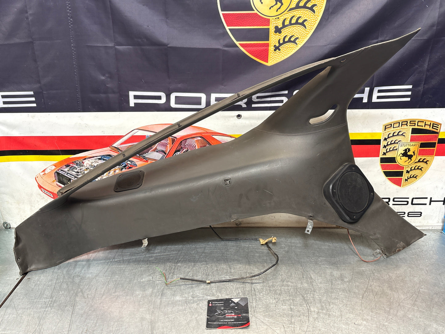 Porsche 928 left side lower side trim panel, grey used 92855502157