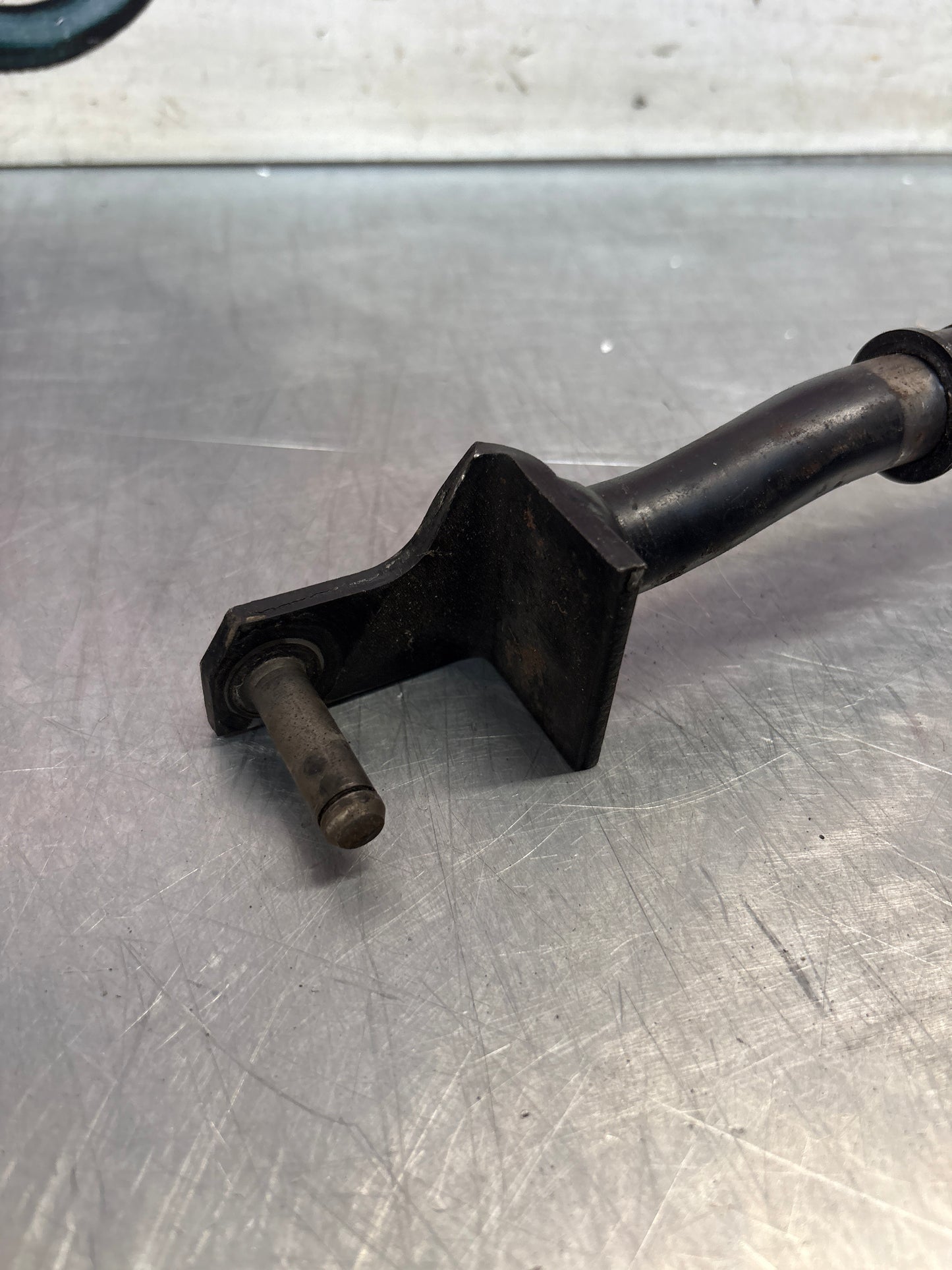 Porsche 928 shaft guide tube, used 92842400901 / 92842400908 92842400910