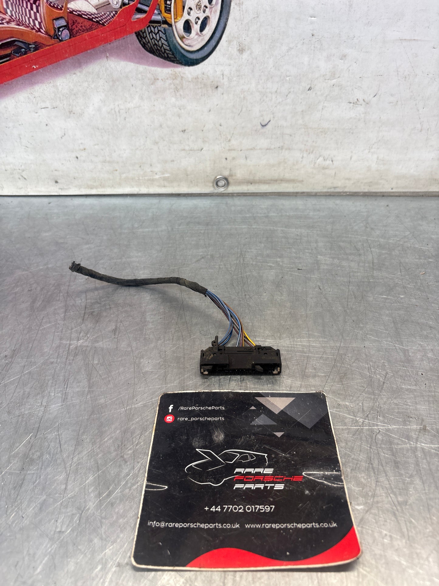 Porsche 944 cable harness connector, for spares or repair 94461231100