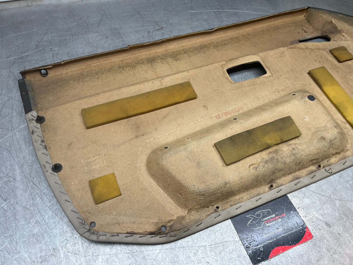 Porsche 944 right door card black / cream for late cars from 85.5 944555018