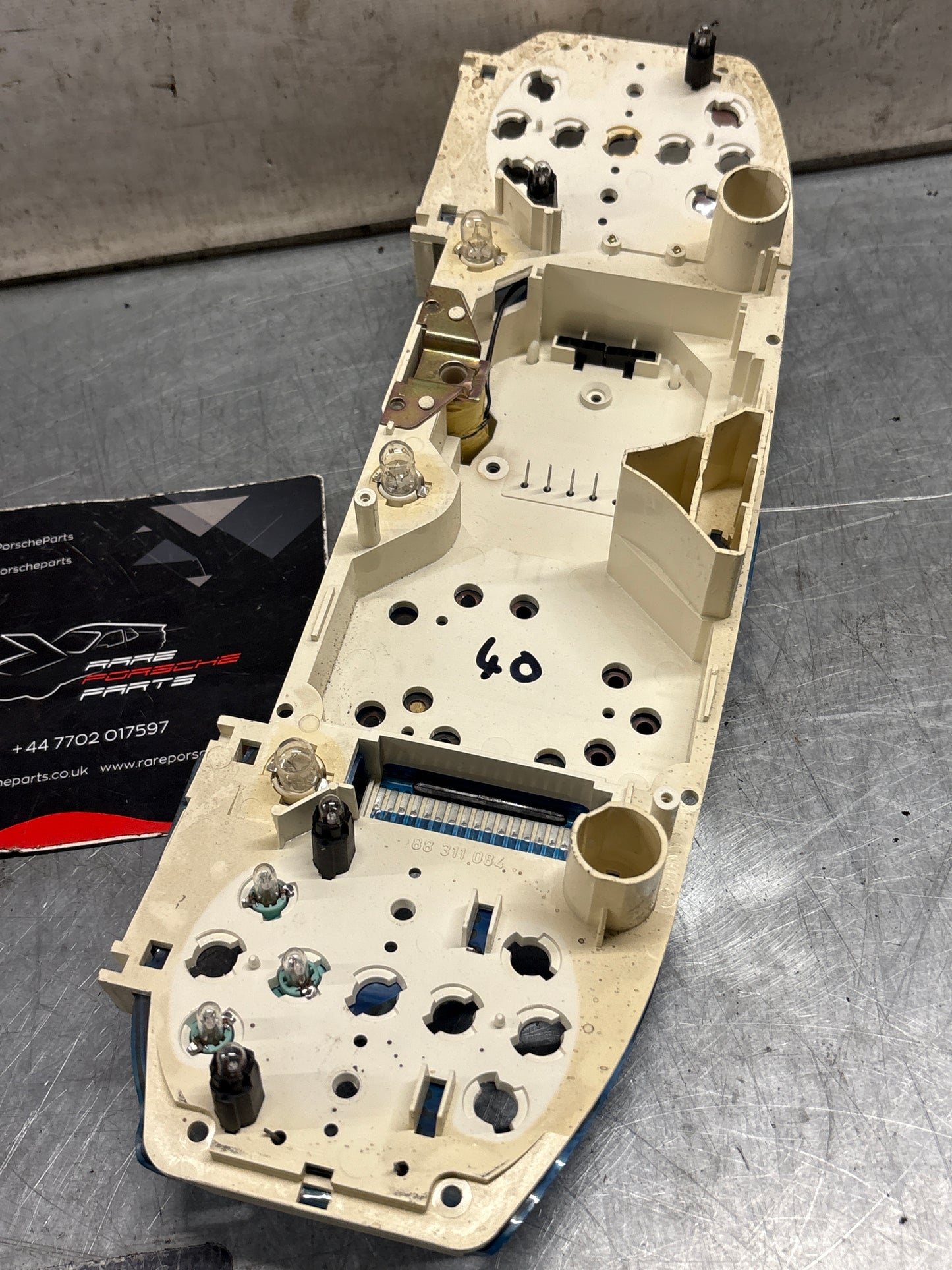 Porsche 928 instrument cluster circiut board, used VDO number: X16-1208743 / 88 451 606