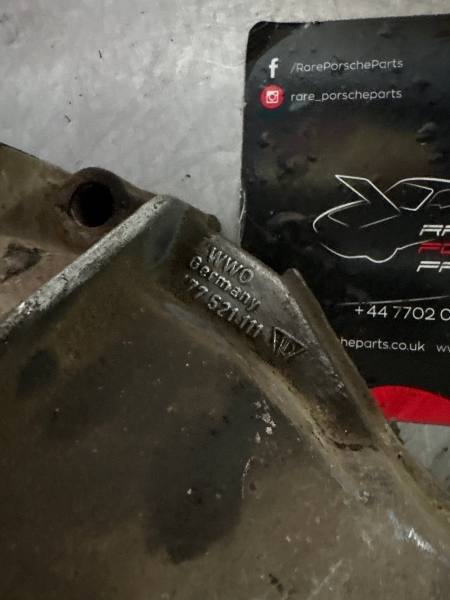 Porsche 924 Bell housing, used 477521111