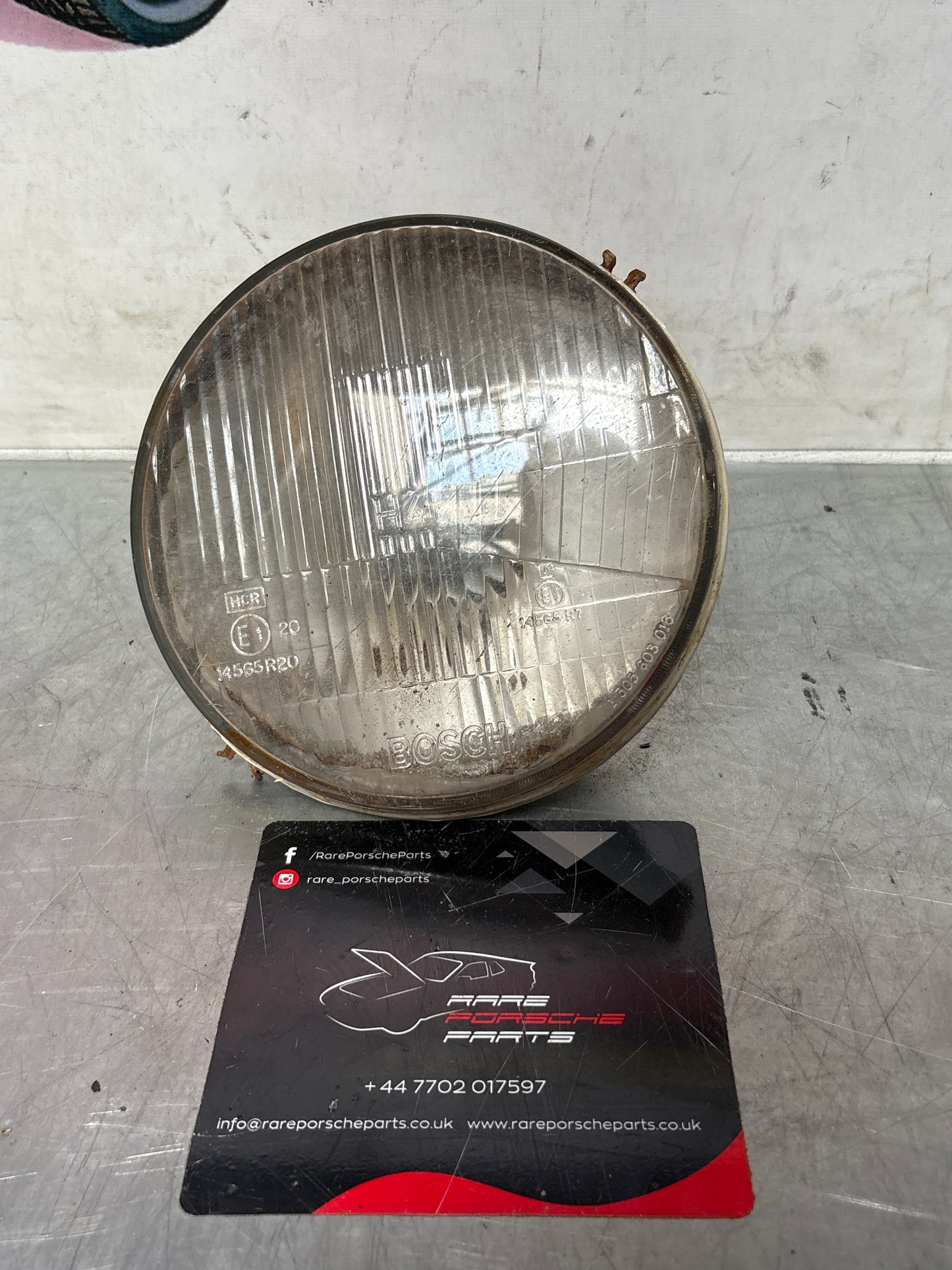 Porsche 924 / 944 Bosch H4 headlight, used 477941771 / 1305603018