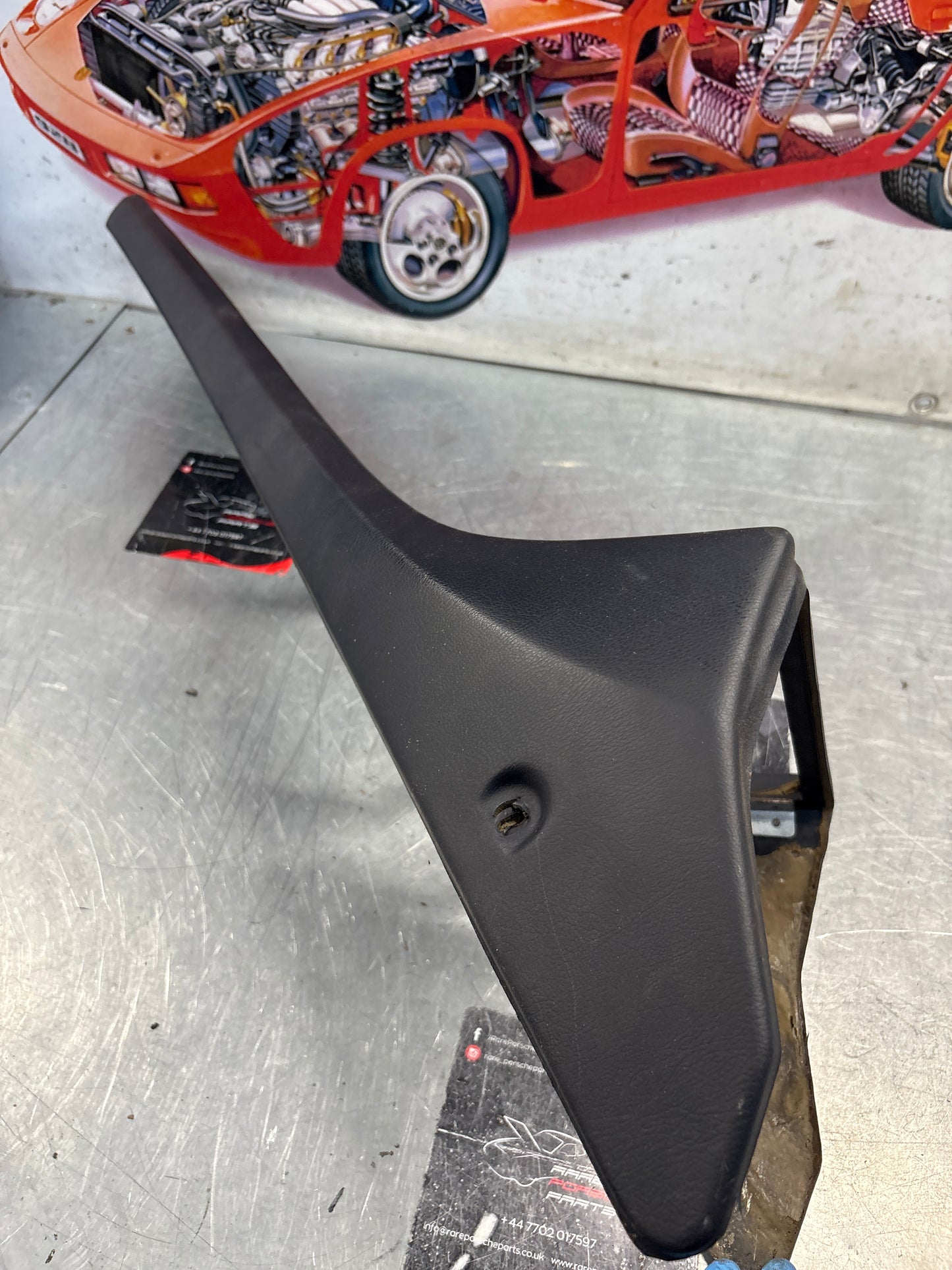 Porsche 944 centre console marine blue 94455205100 used