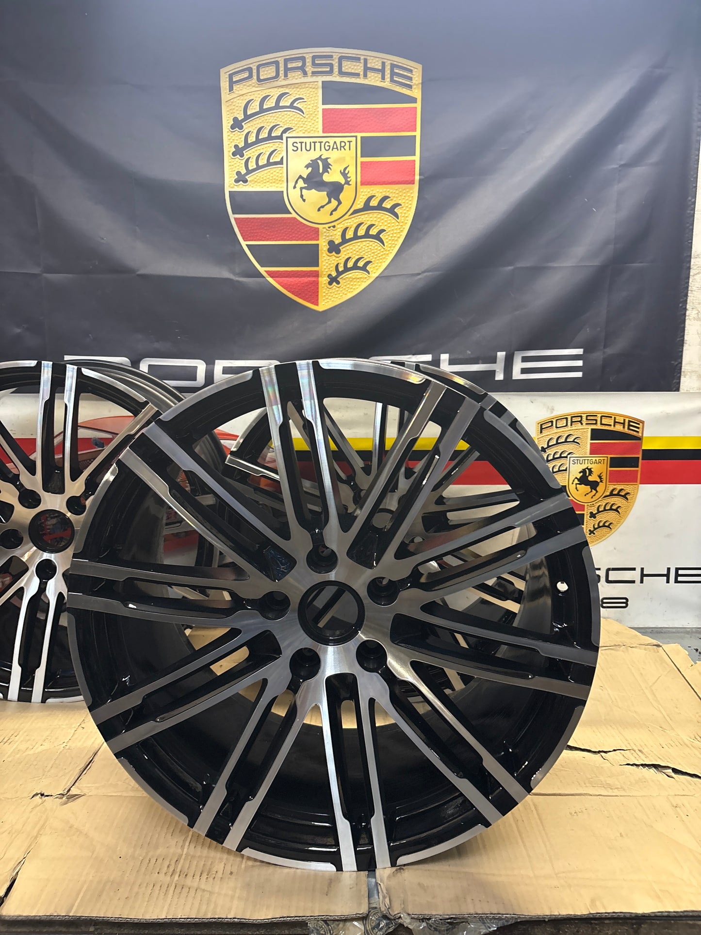 Porsche Cayenne 21-inch wheel set 92A Turbo III wheel 7P5601025AE, refurbished