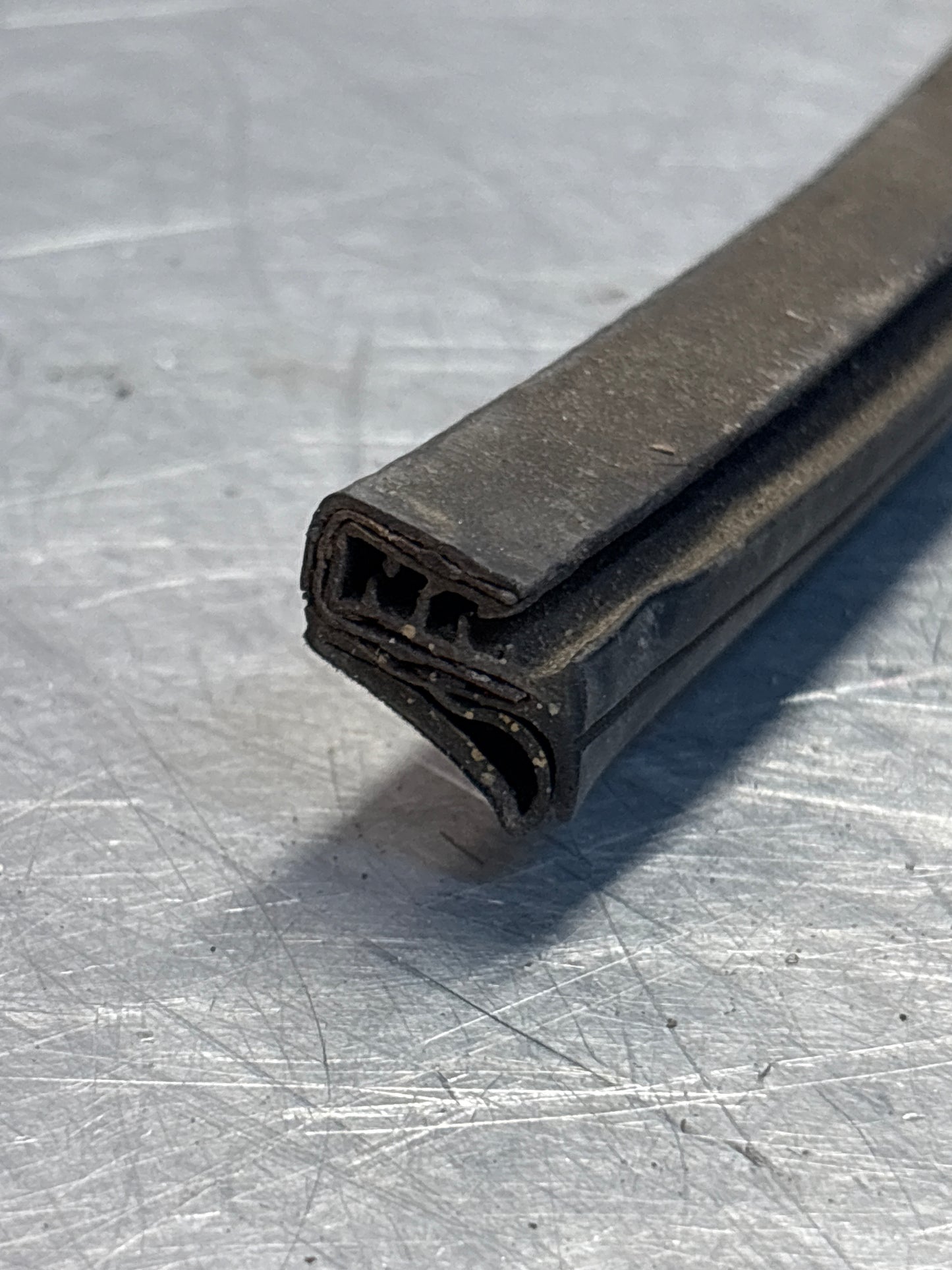Porsche 944 cabrio inner door seal, left, used