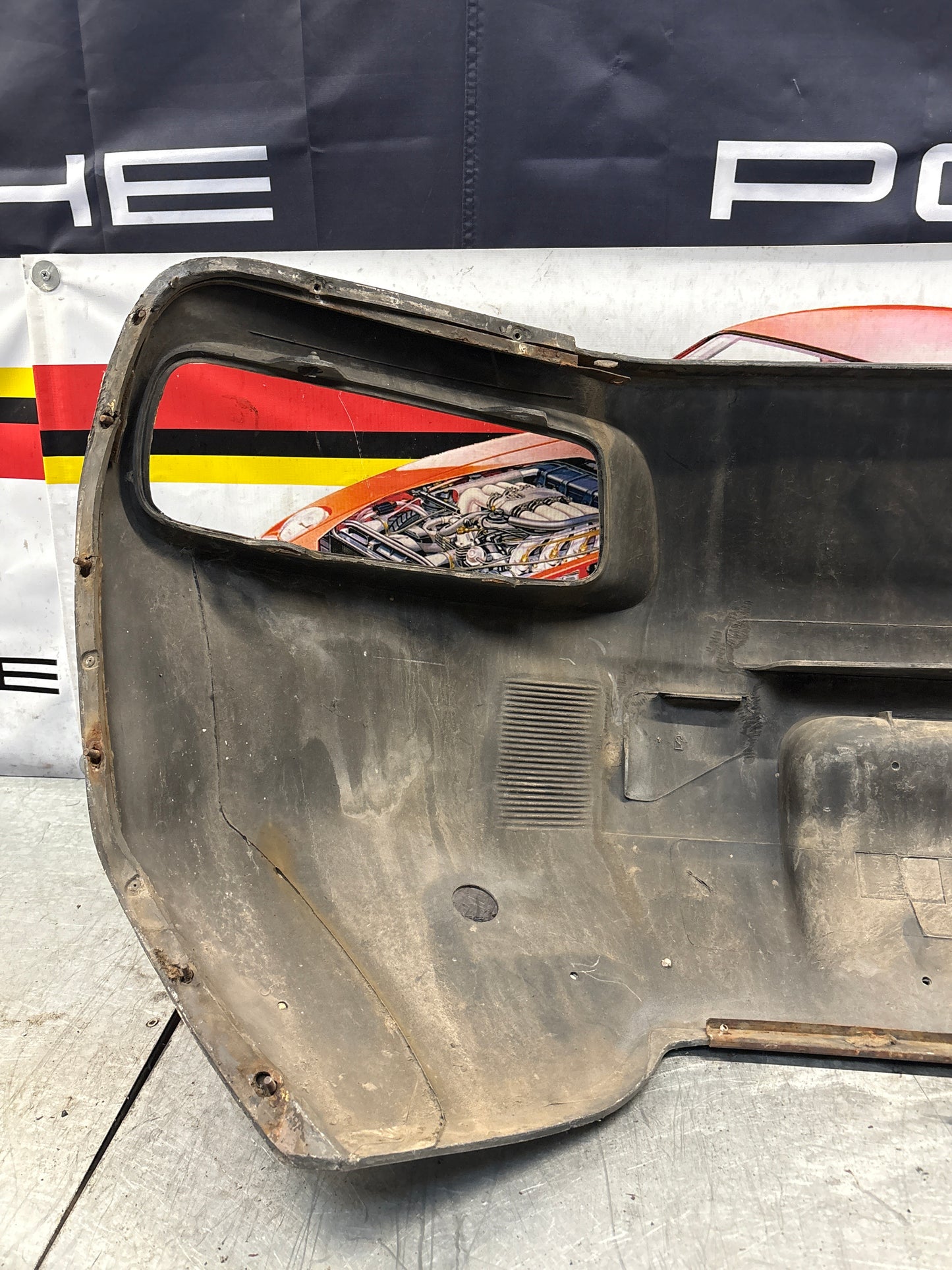 Porsche 928 rear bumper, used 92850502303 / 474181