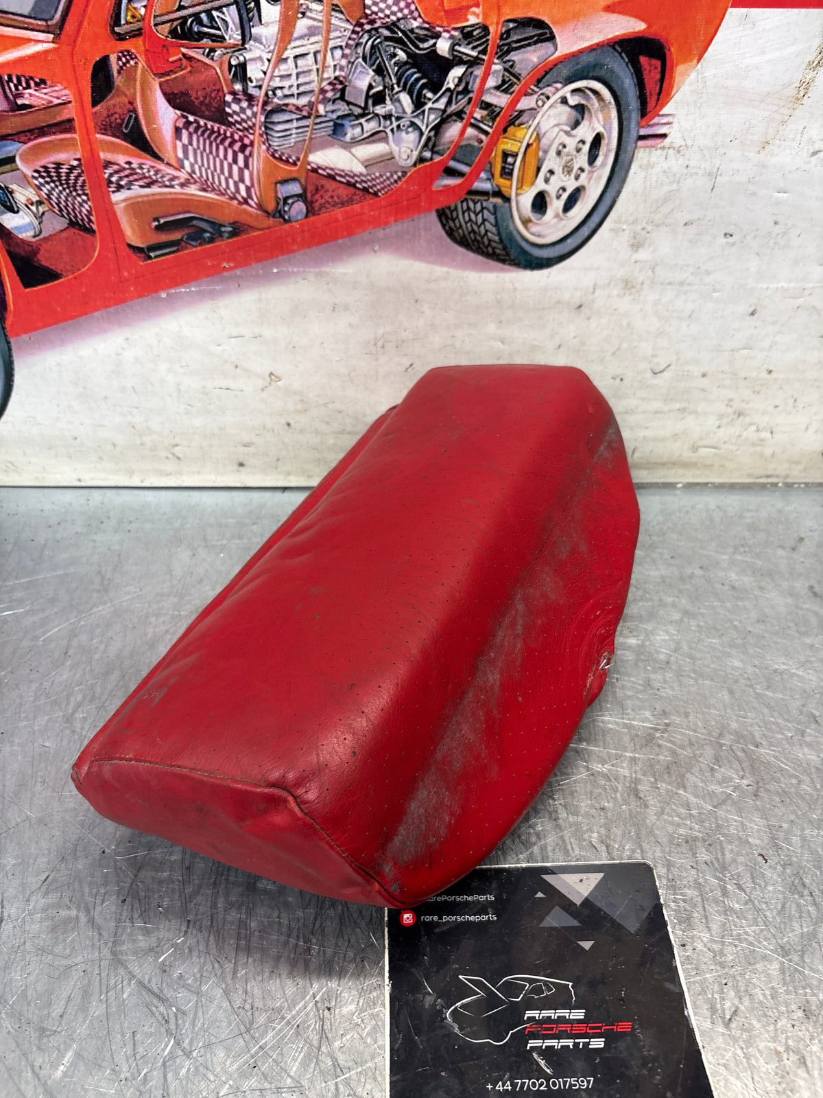 Porsche 928 rear left seat centre cushion, can-can red , leather, used 92852208751