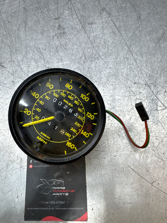 Porsche 944 speedometer showing 00263 miles 94464103600 used