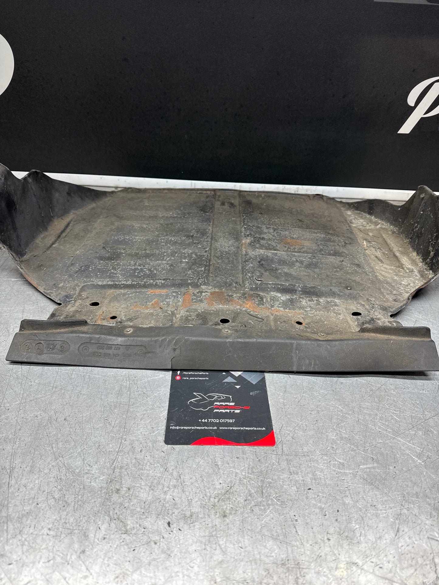 Porsche 924 early steel engine tray / belly pan / undertray used 477407583C