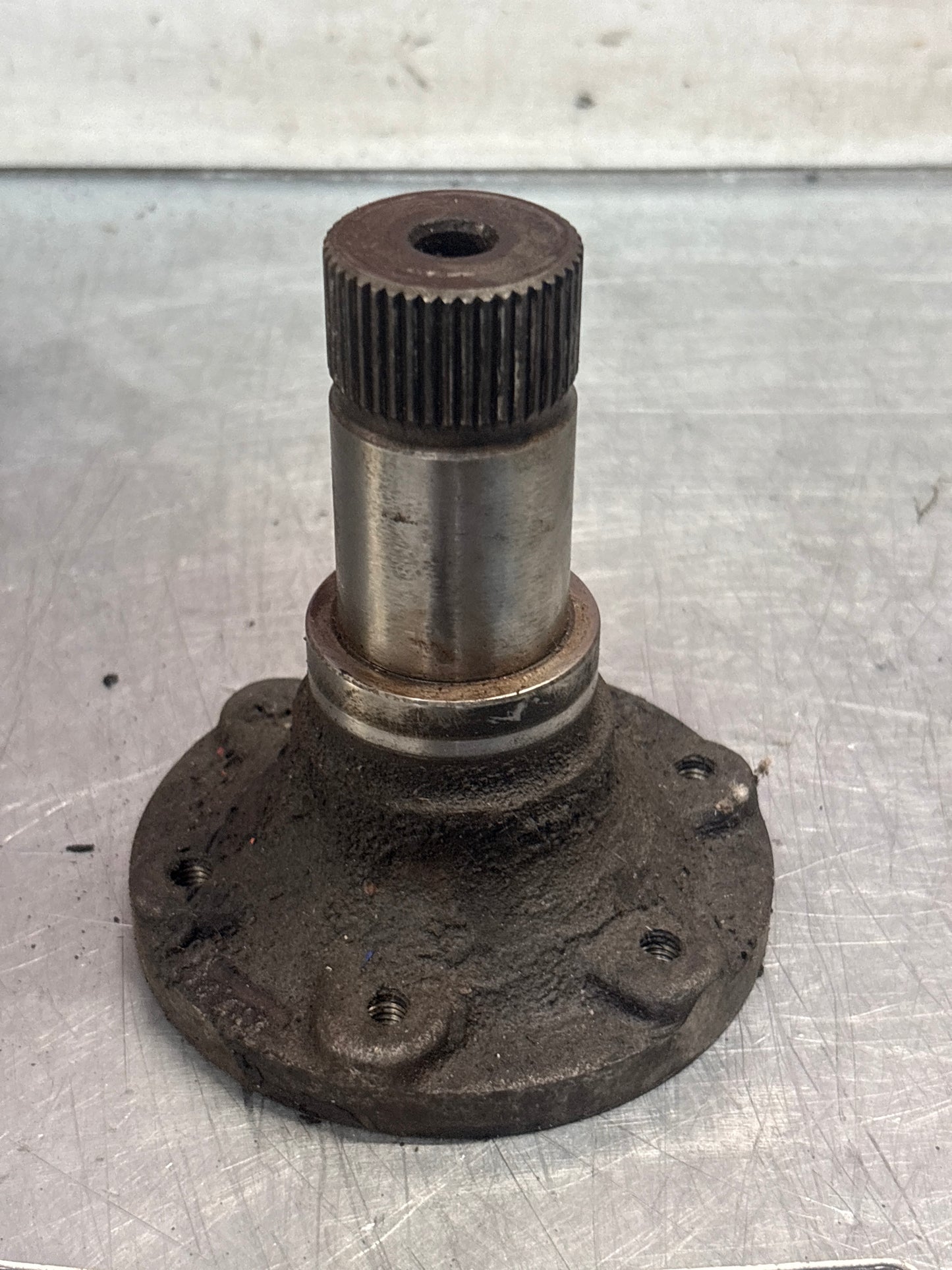 Porsche 924 Turbo inner stub axle flange, used 477332209AA