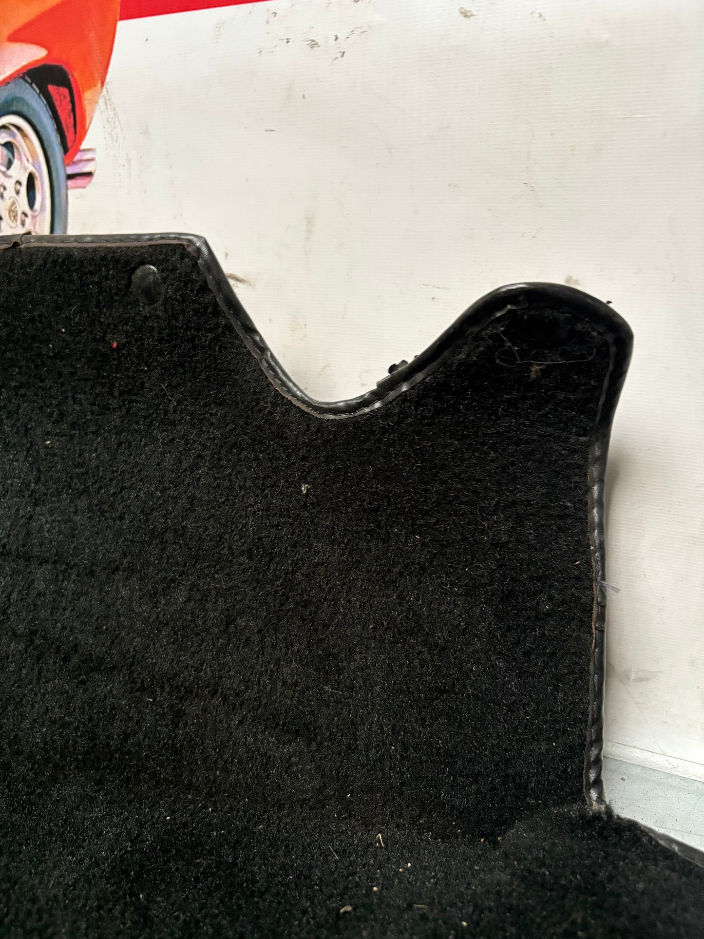 Porsche 944 from 85.5 black boot carpet 94555506303 used