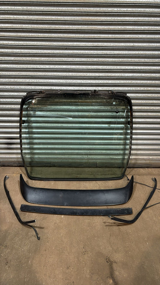 Porsche 944 968 rear hatch with genuine bridge spoiler, used, spares or repair 95151210100